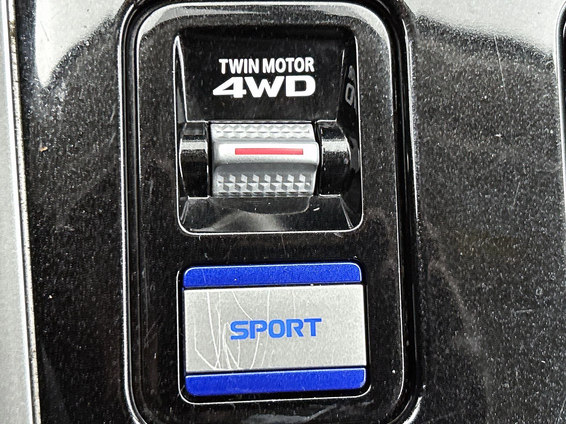 Mitsubishi-Outlander-image-9