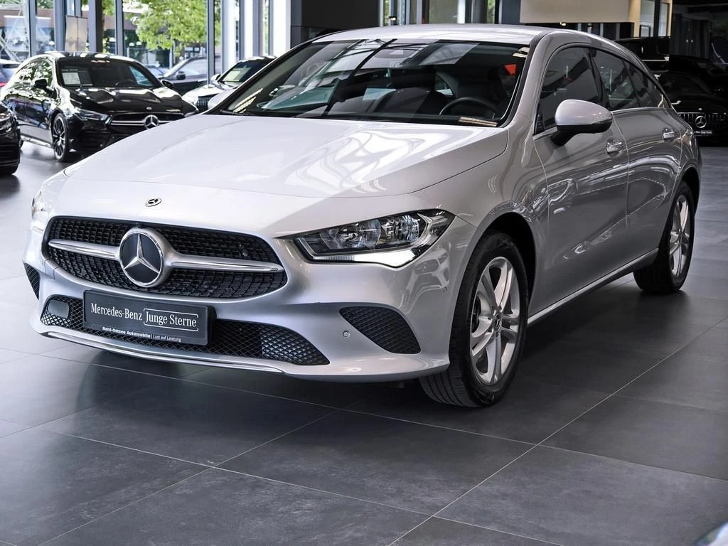 Mercedes-Benz-CLA 250 e-image-7