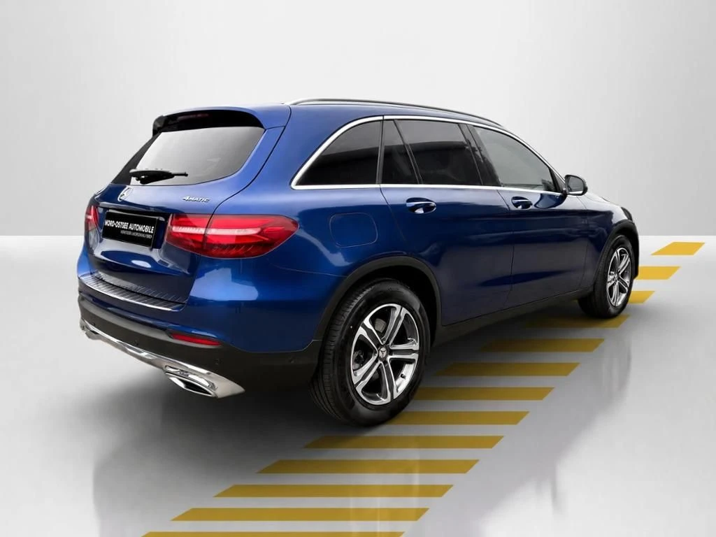 Mercedes-Benz-GLC 350 d-image-13