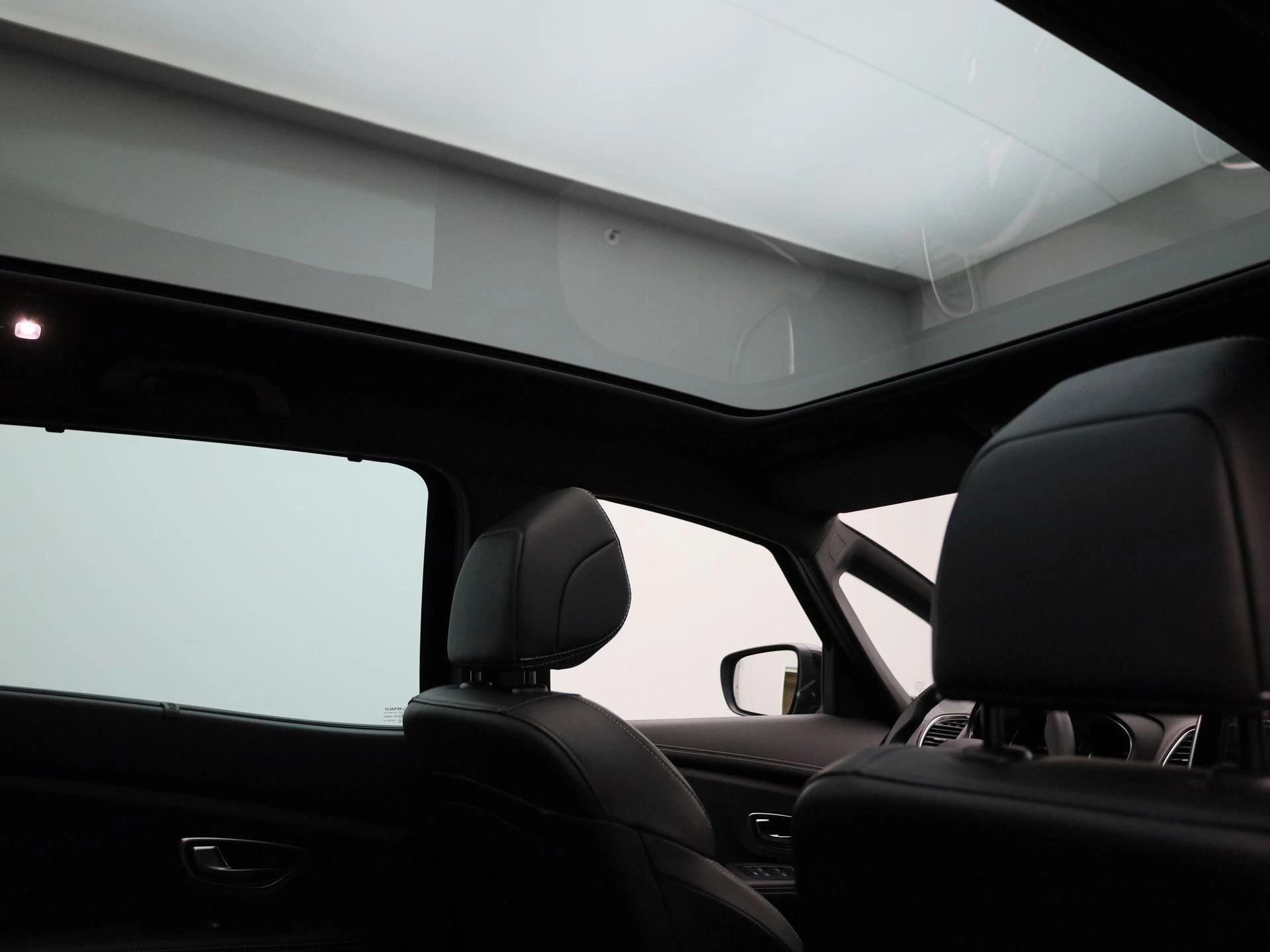 Renault Grand Scénic TCe 140 EDC GPF Black Edition 7P