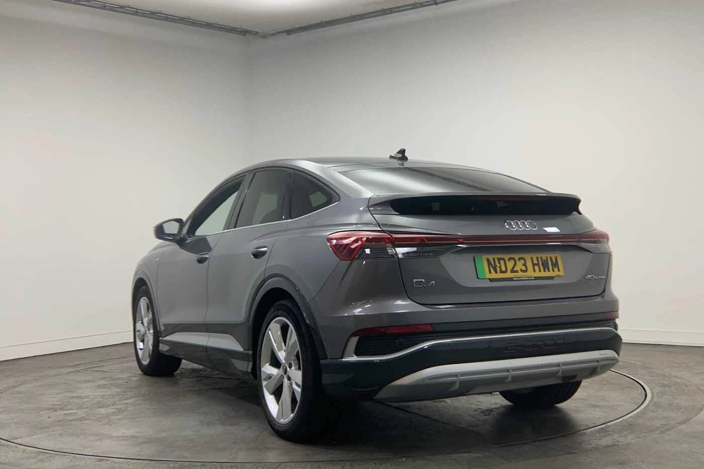 Audi-Q4 Sportback e-tron-image-2