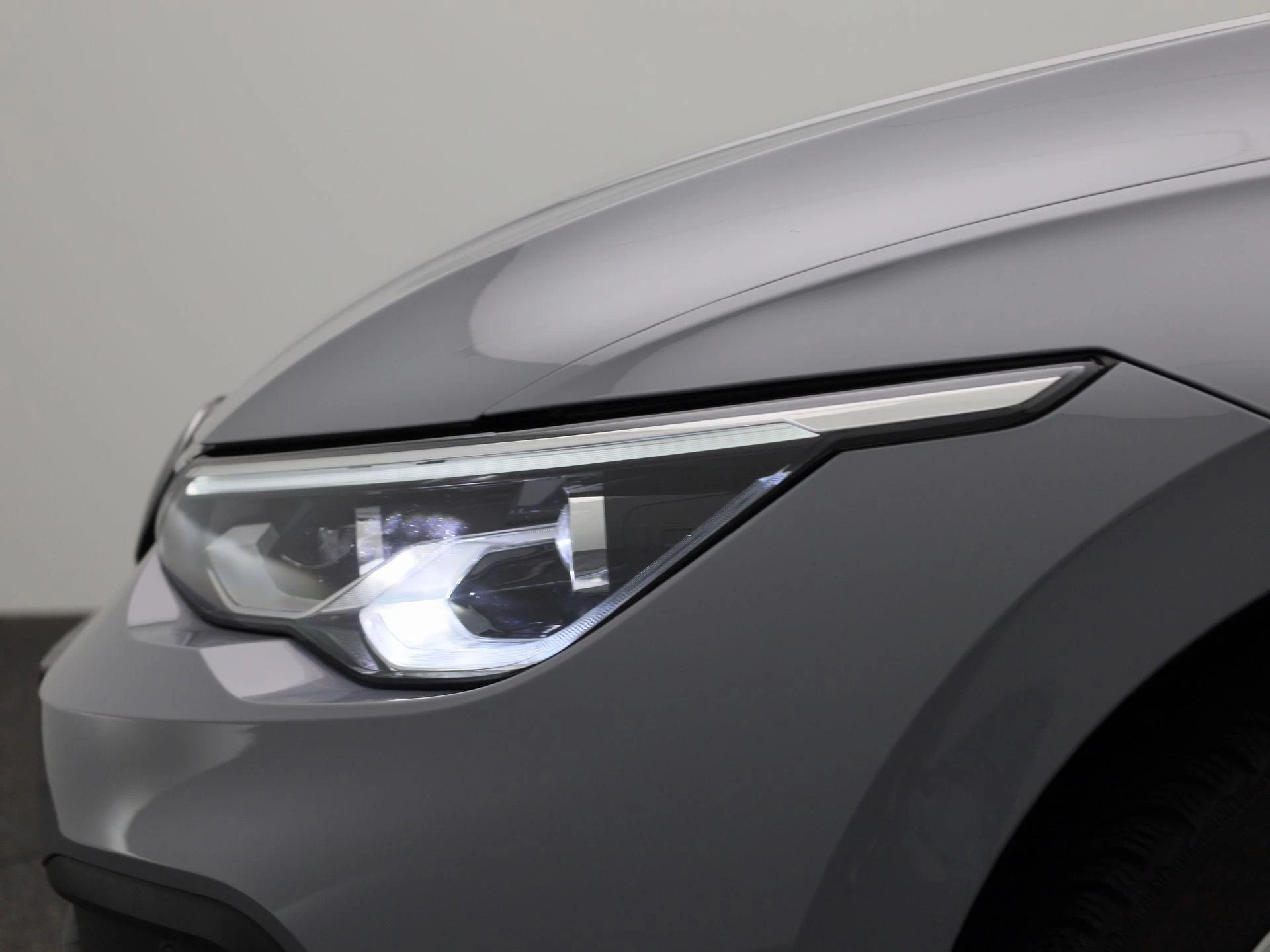 Volkswagen-Golf-image-15