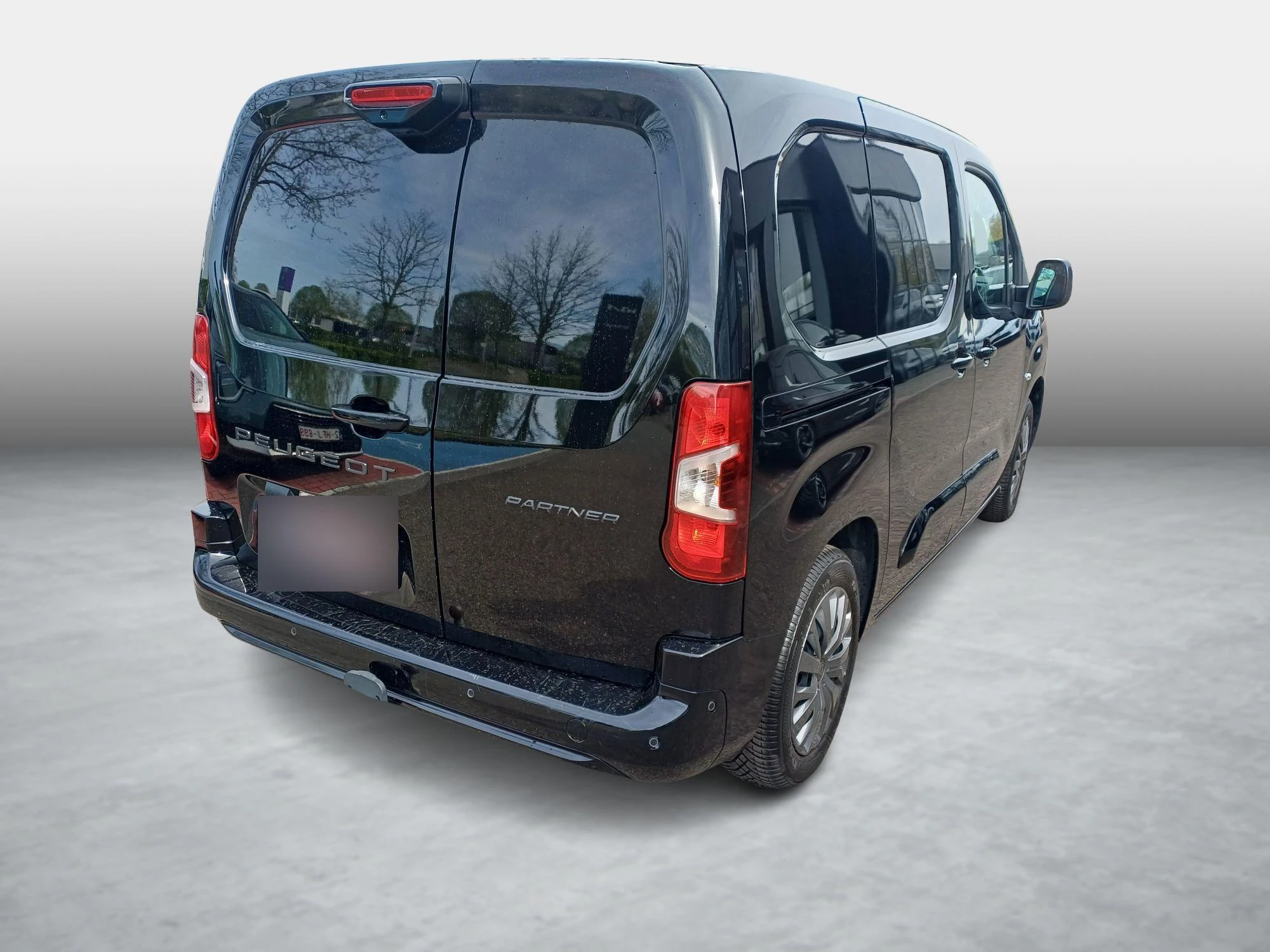 Peugeot Partner 1.5 BlueHDi L1 Light 96kW s/s EAT8