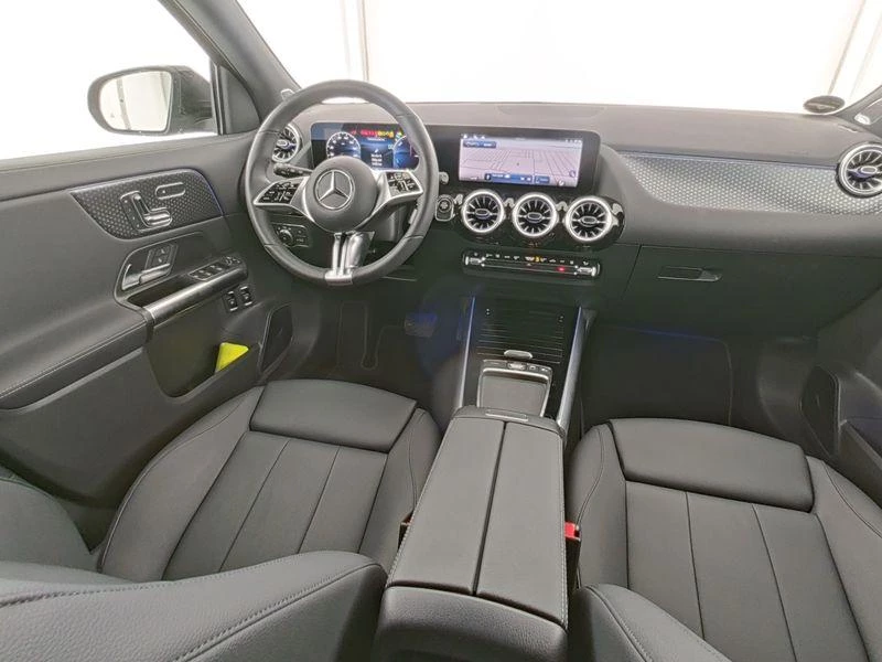 Mercedes-Benz-GLA-image-5