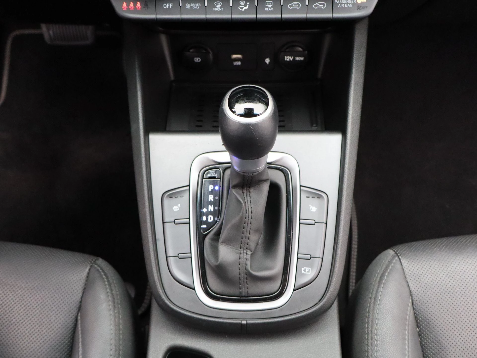 Hyundai-Kona-image-11