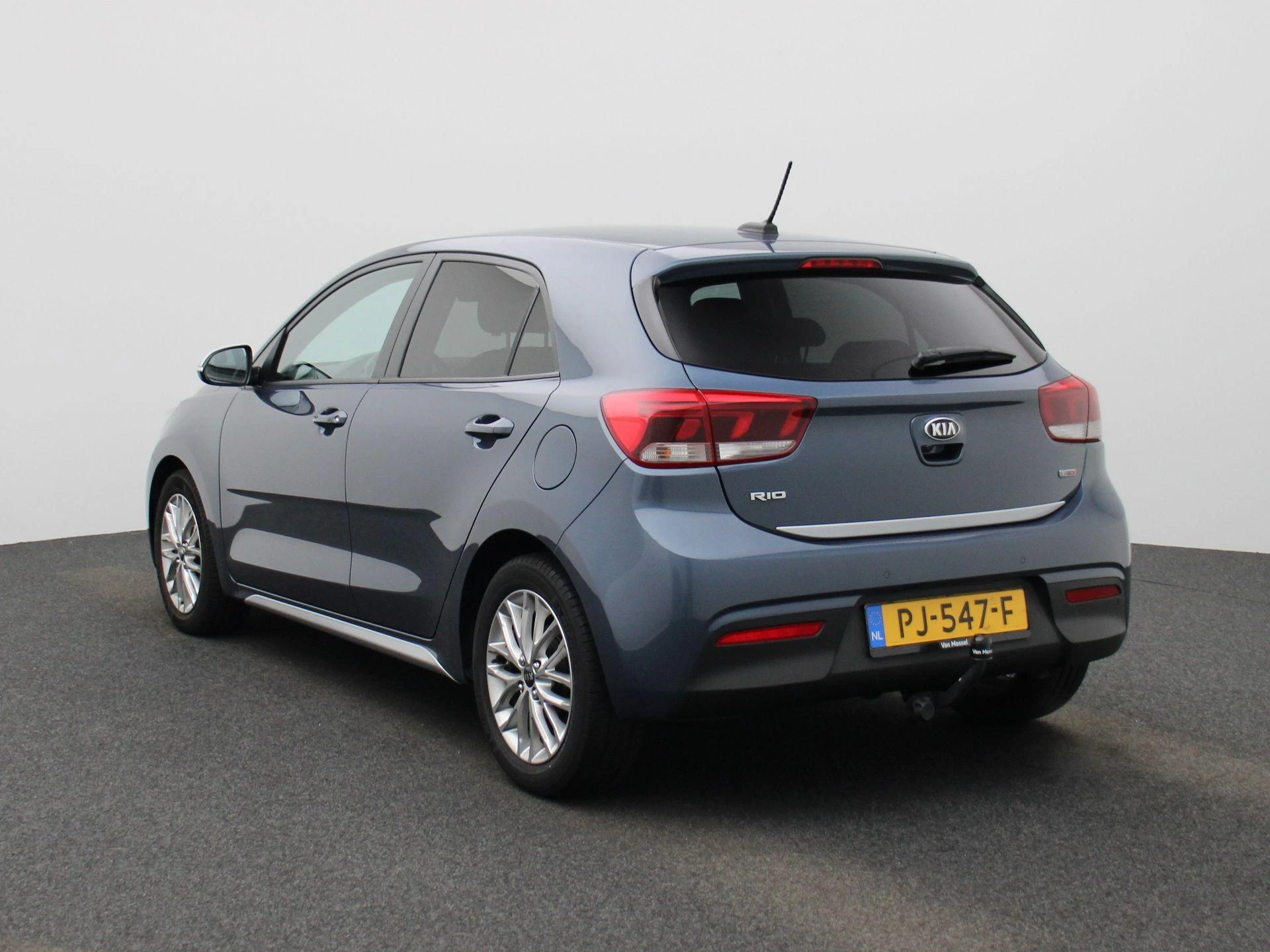 Kia-Rio-image-1