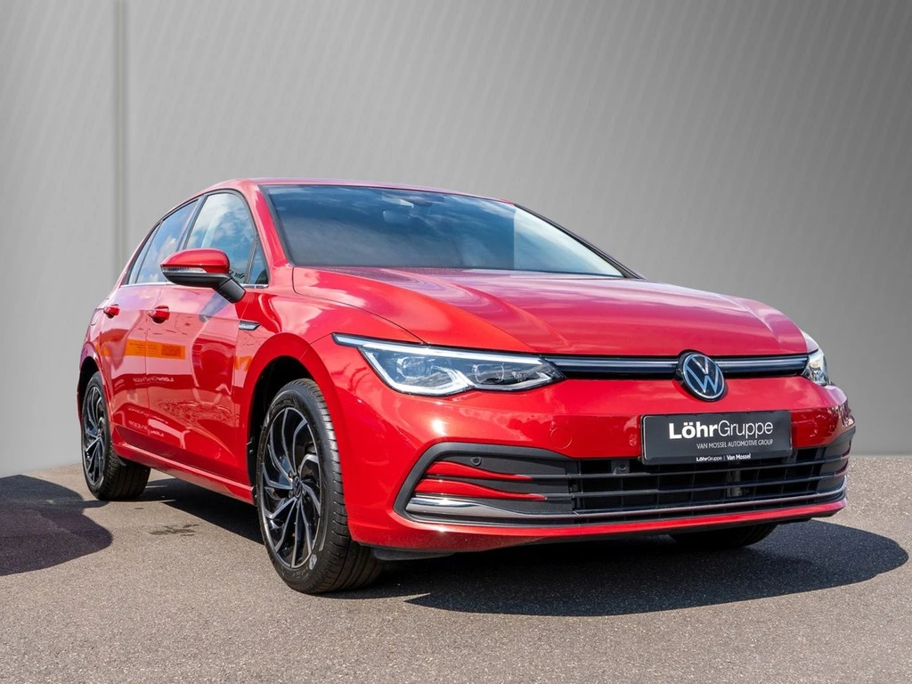 Volkswagen-Golf-image-2