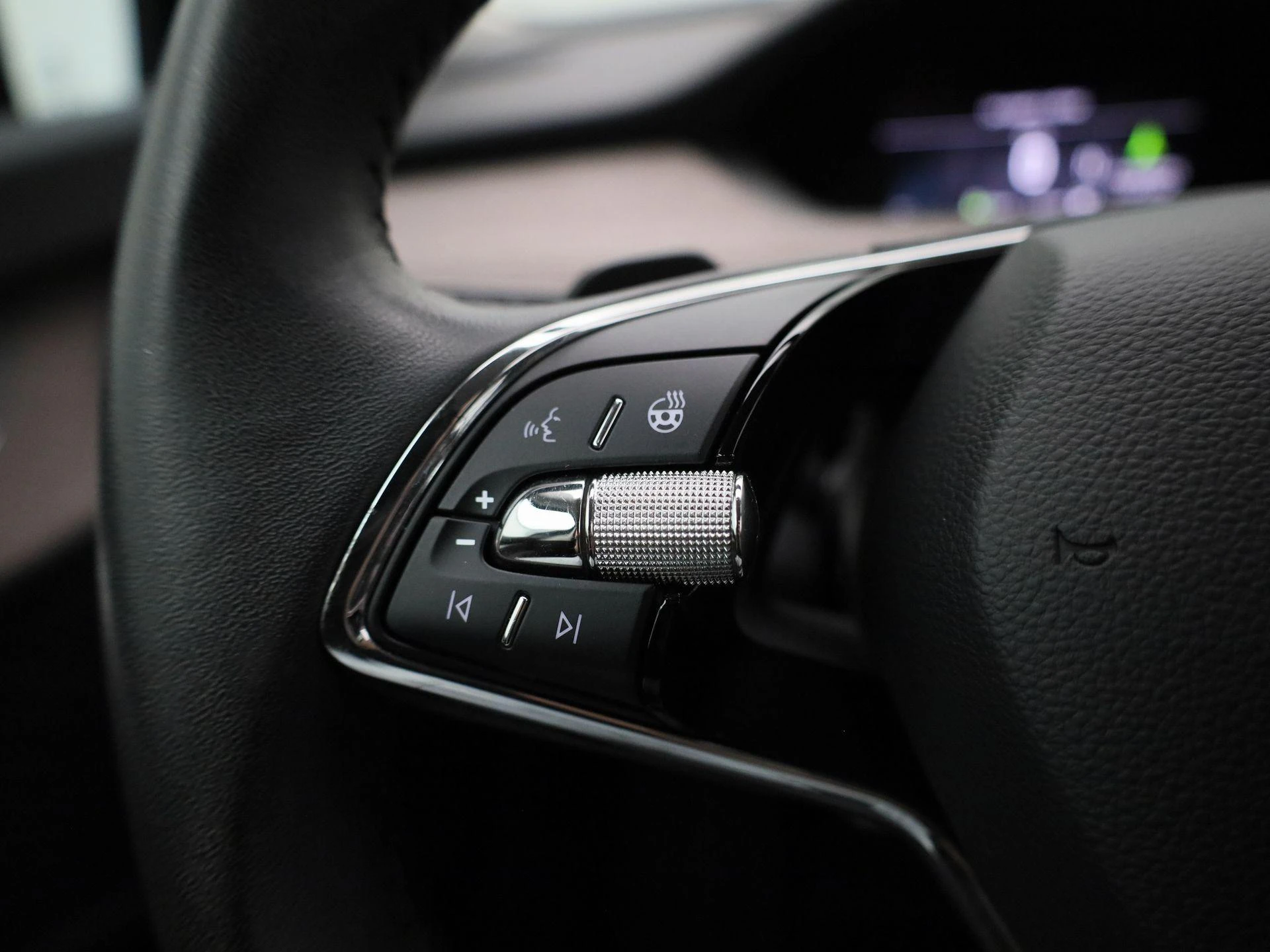 Škoda-Enyaq iV-image-18