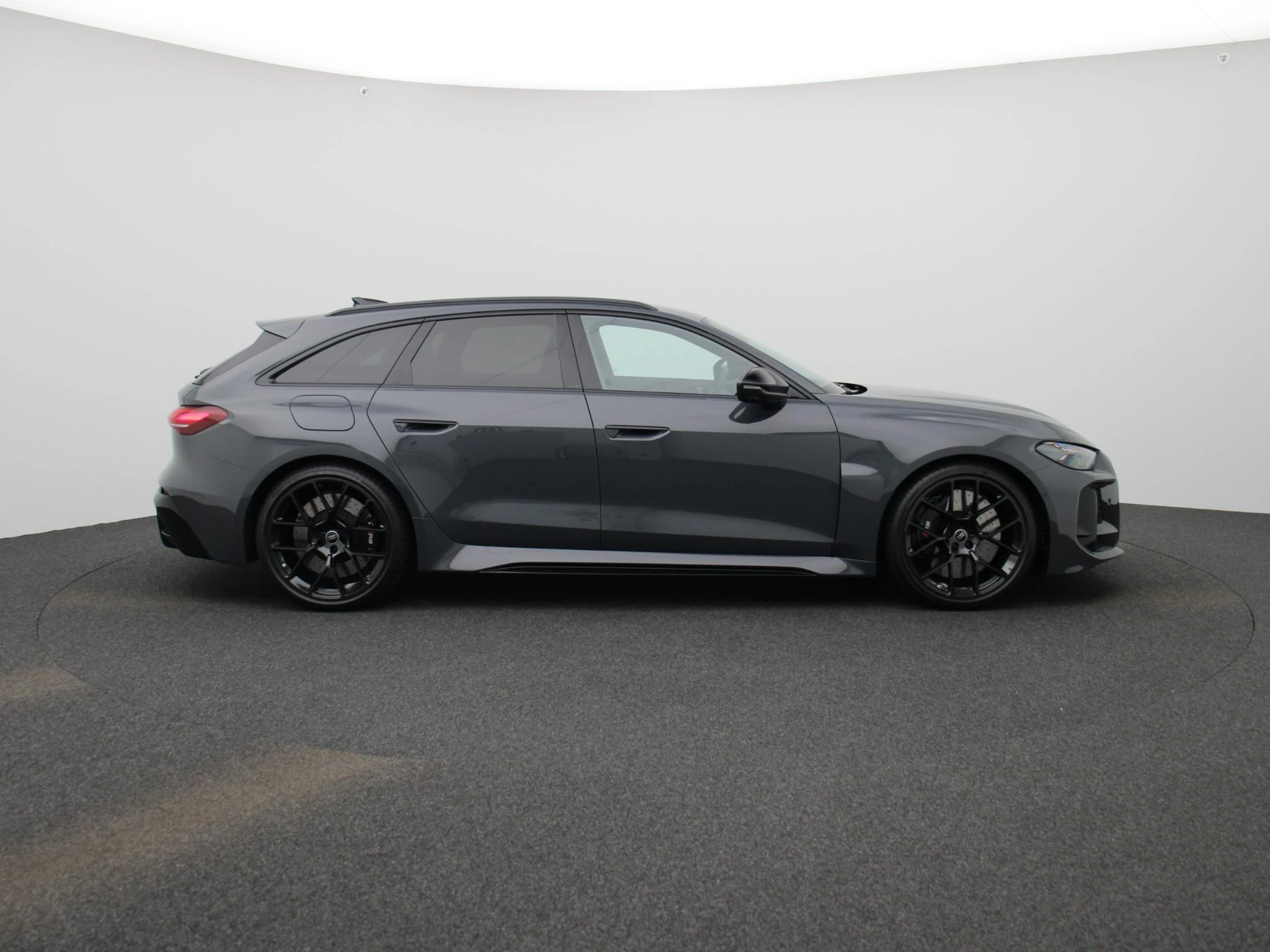 Audi-RS5-image-8