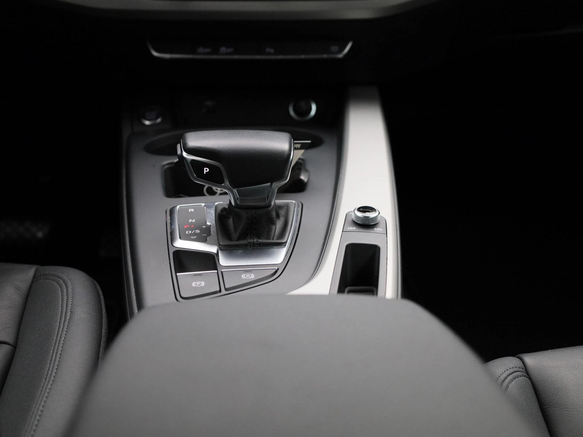 Audi-A4-image-11