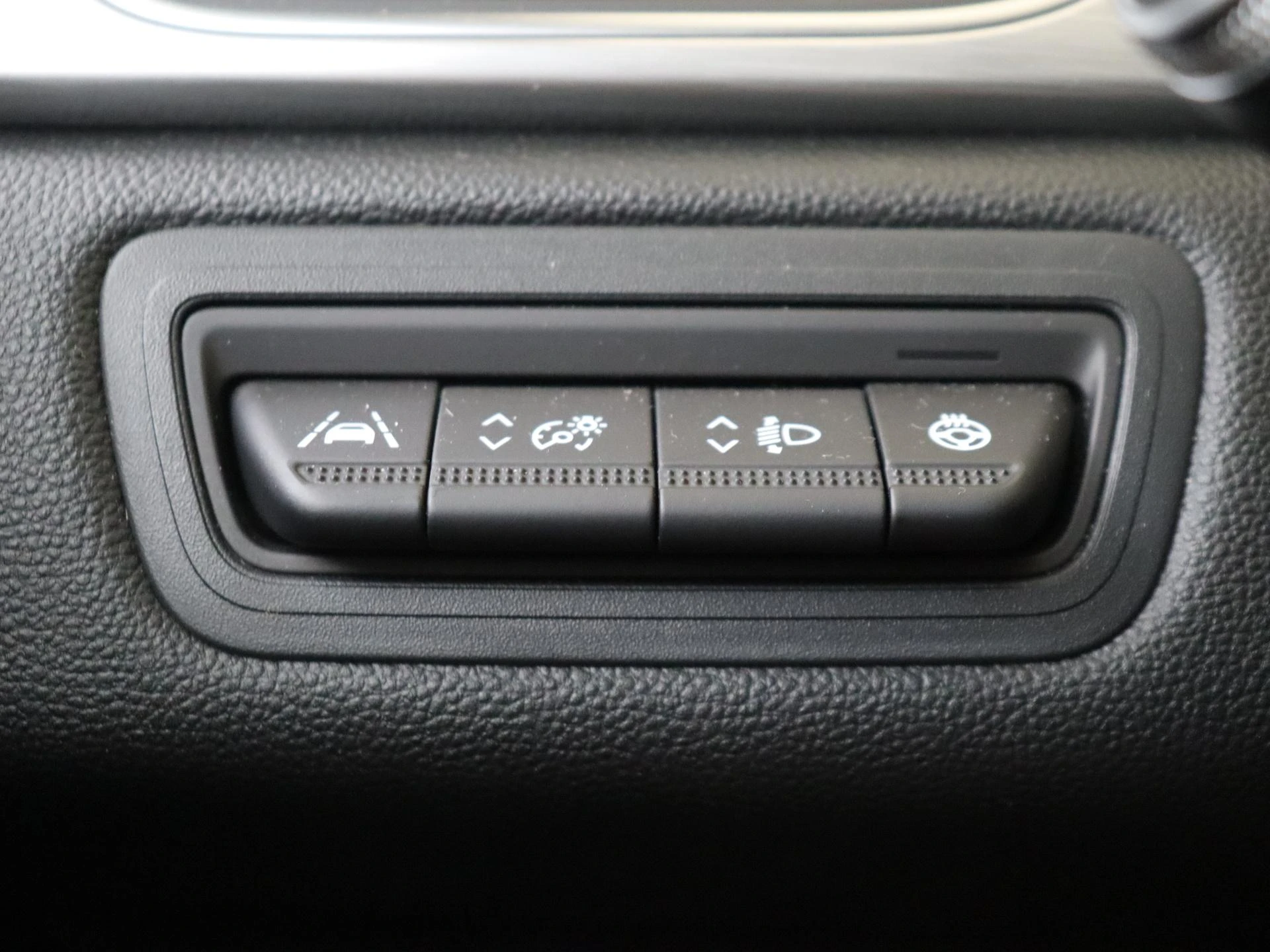 Renault-Captur-image-24