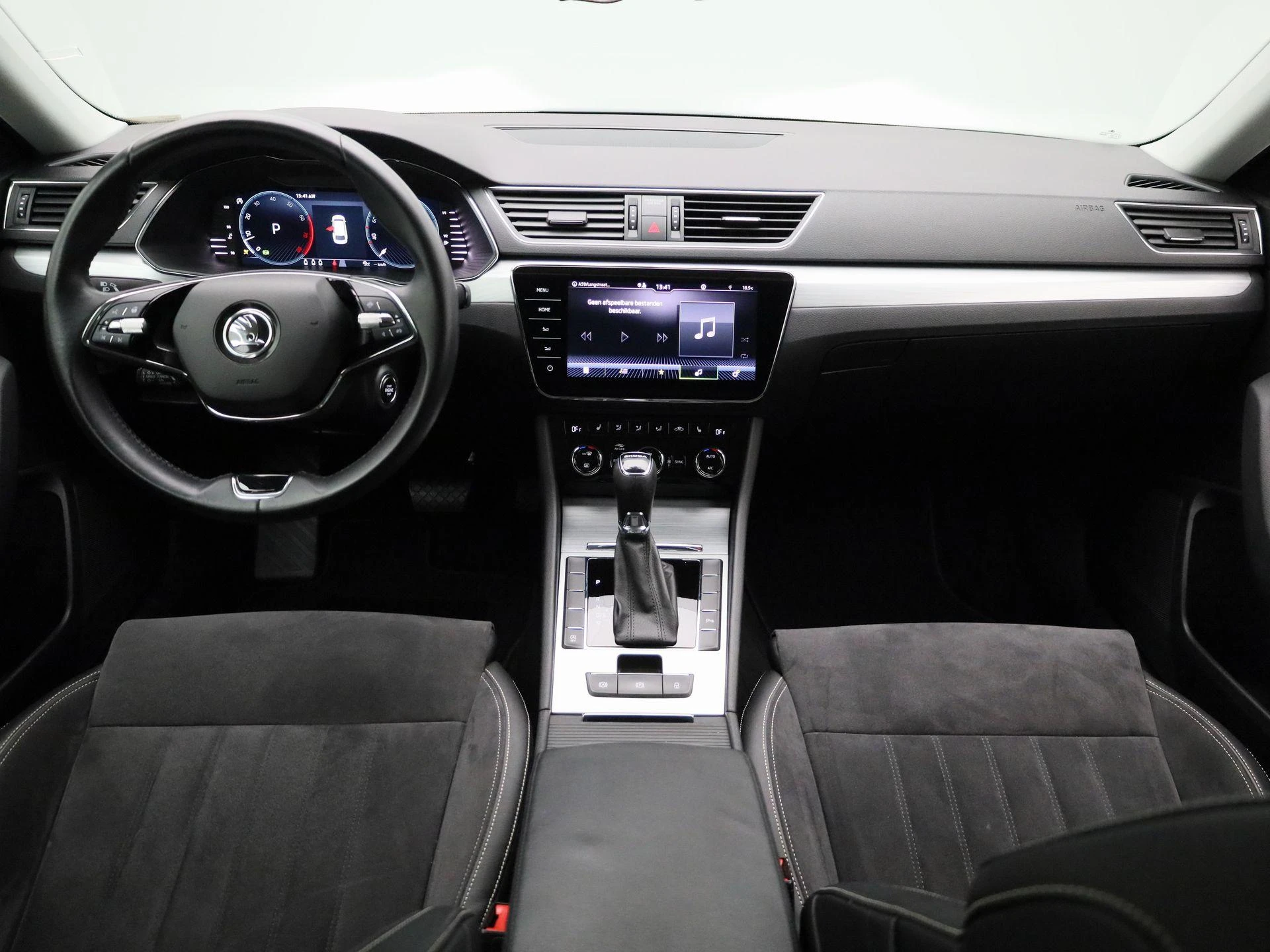 Škoda-Superb-image-10