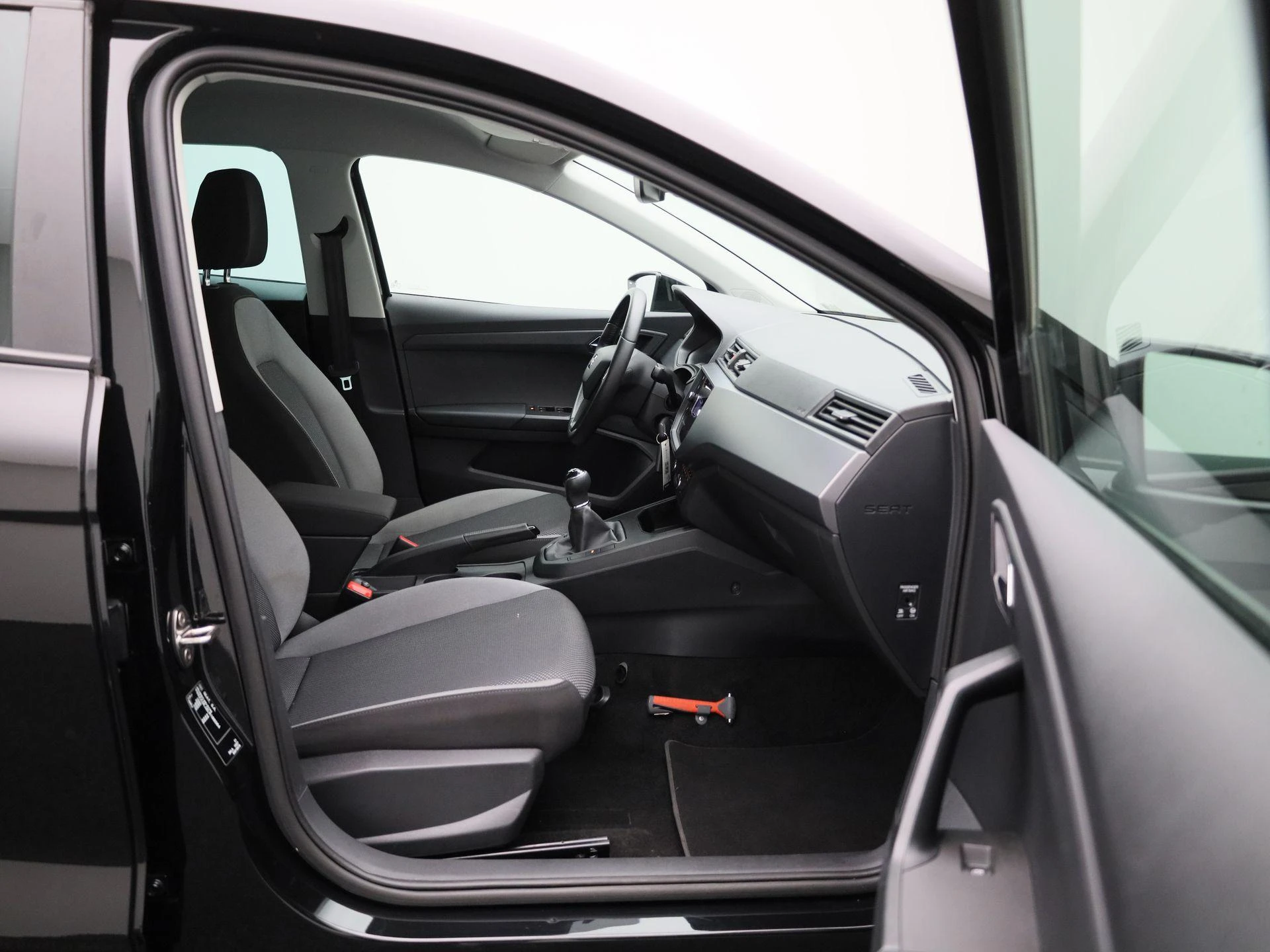 SEAT-Ibiza-image-31