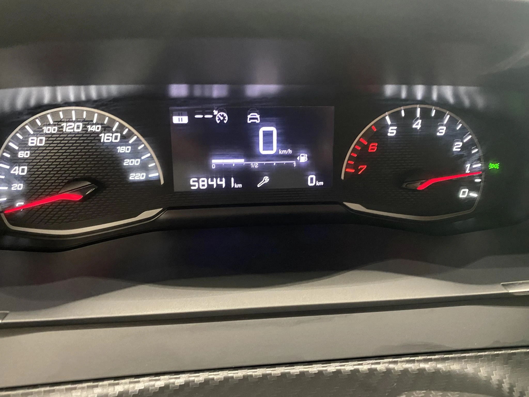 Peugeot-208-image-8