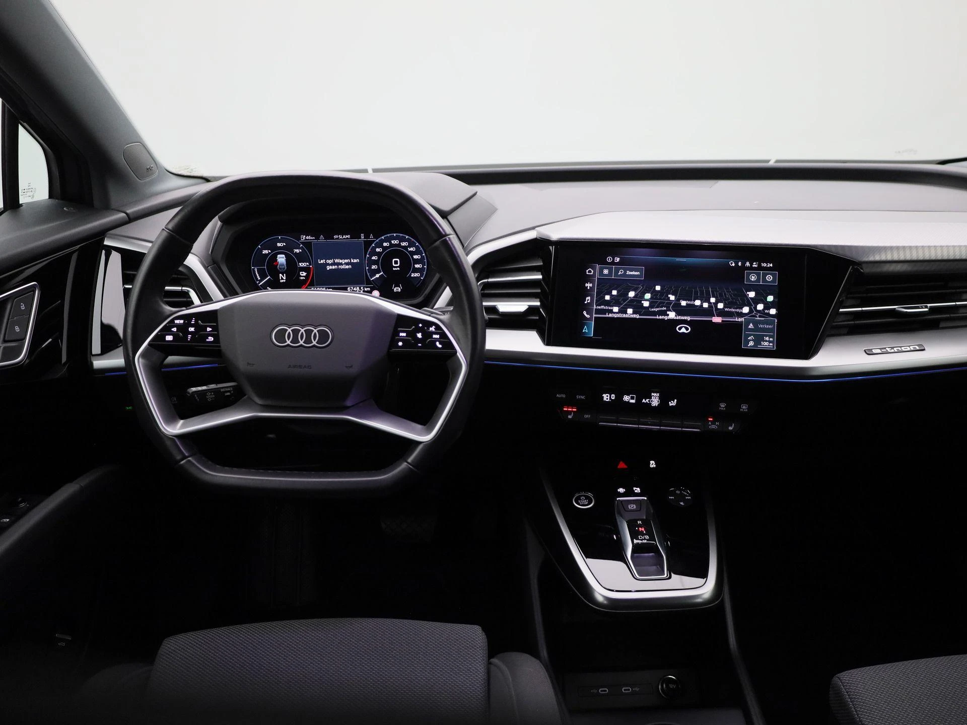 Audi-Q4 e-tron-image-10