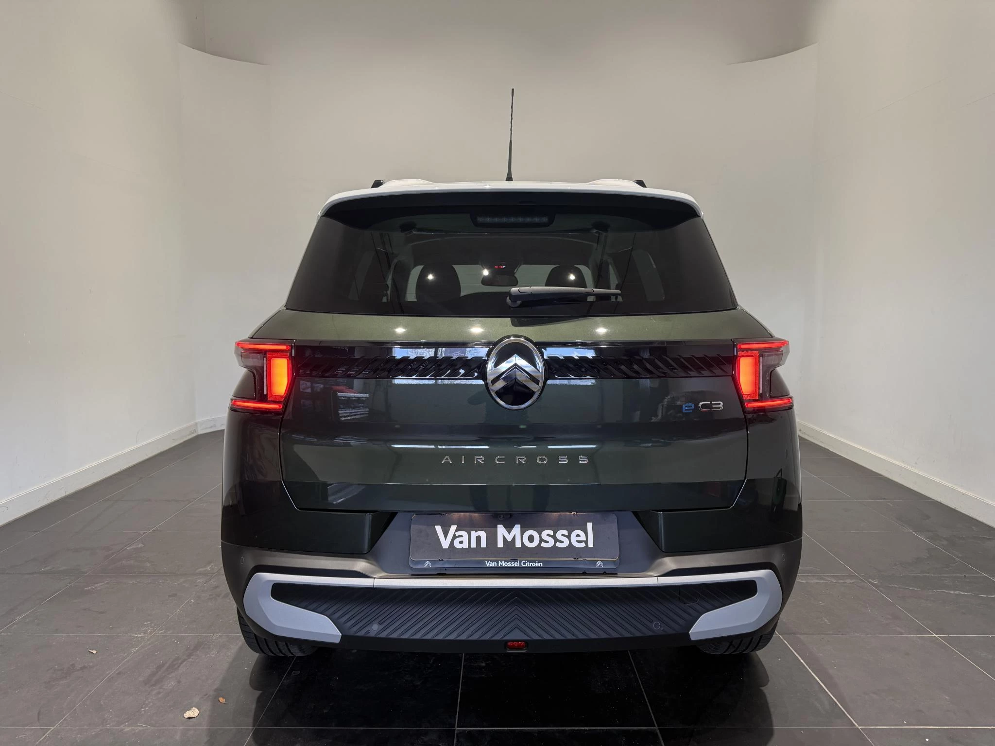 Citroën-ë-C3 Aircross-image-5