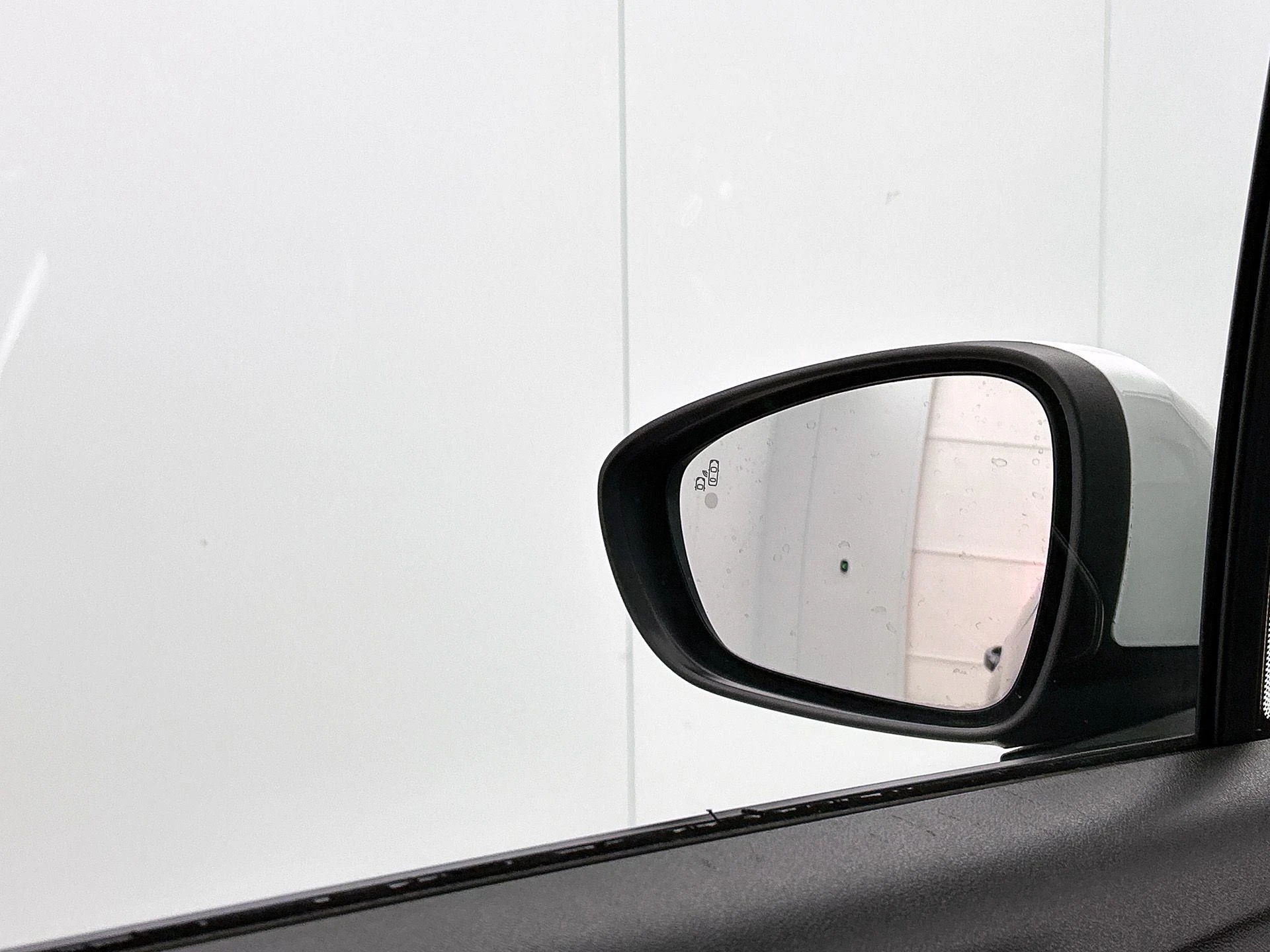 Opel-Crossland X-image-15