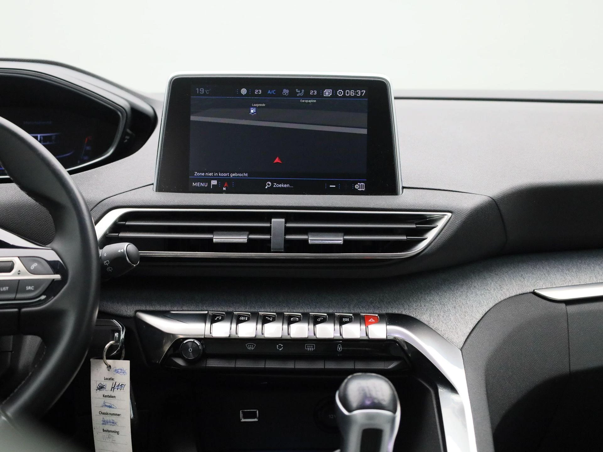 Peugeot-5008-image-9