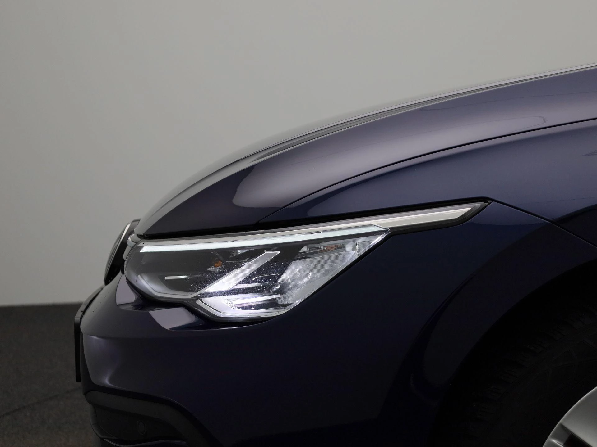 Volkswagen-Golf-image-14