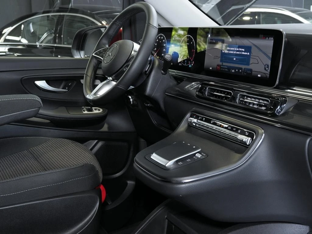 Mercedes-Benz-V-Klasse 250-image-10