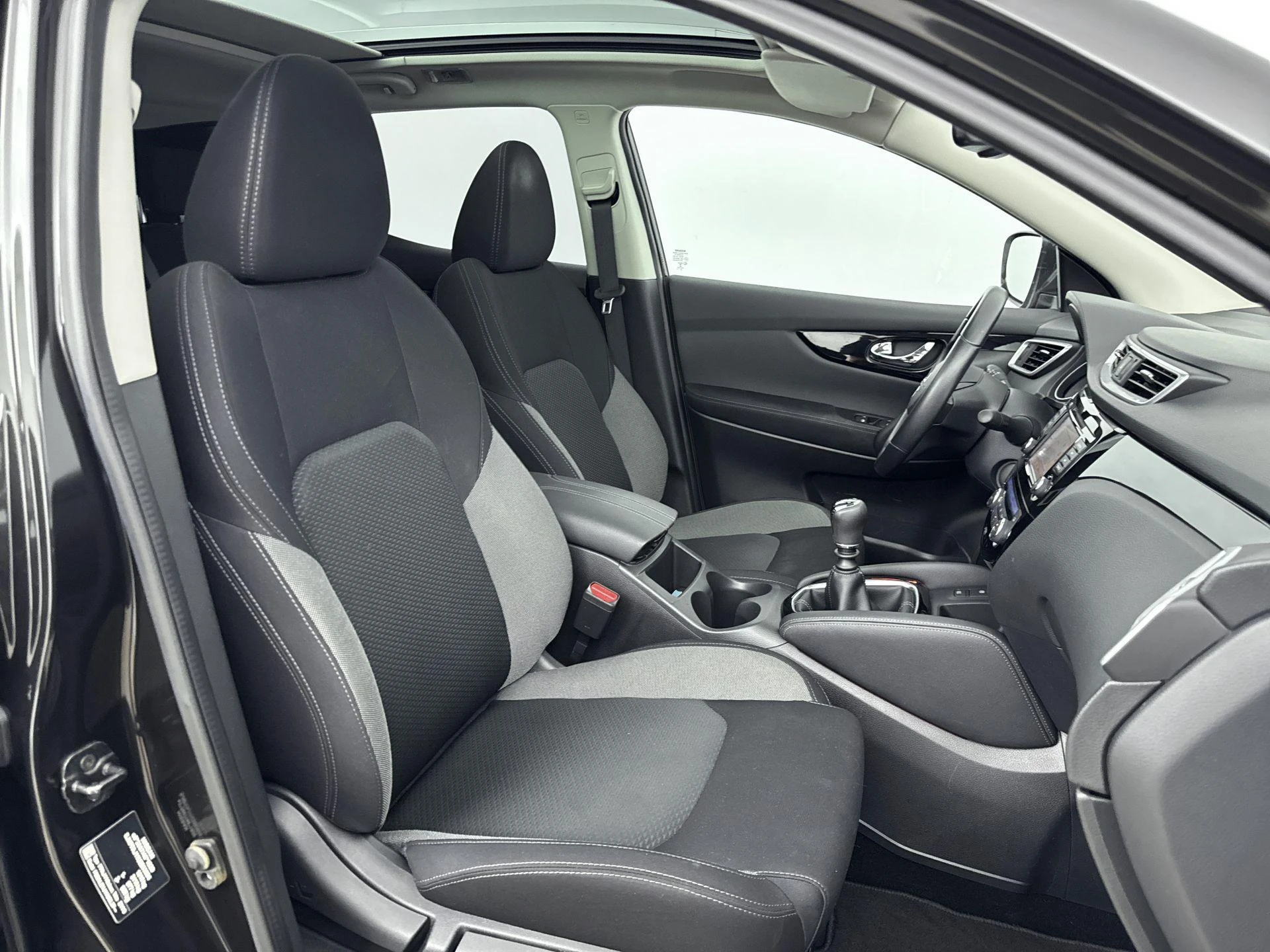 Nissan-QASHQAI-image-26