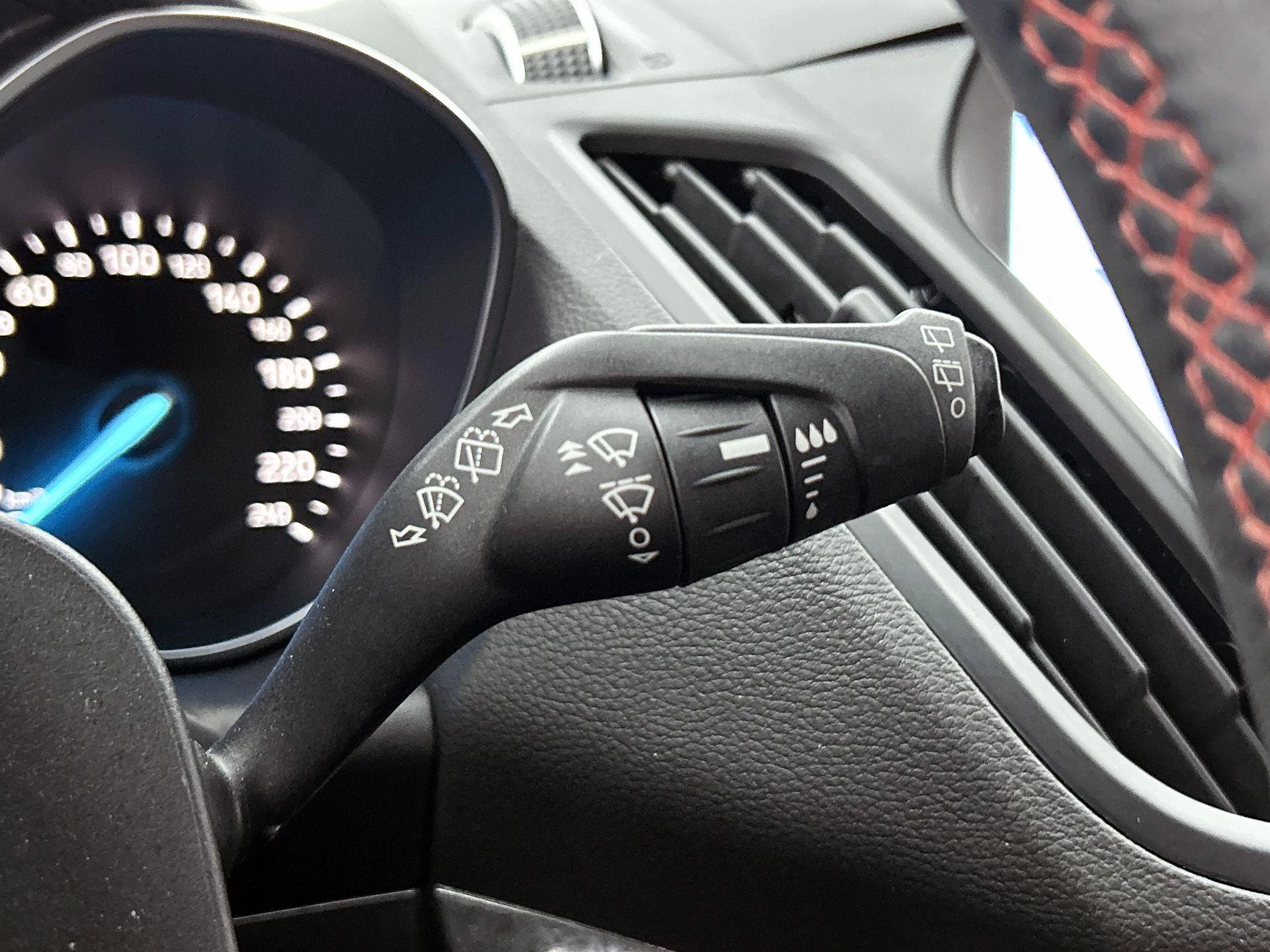 Ford Kuga 1.5 EcoBoost ST Line