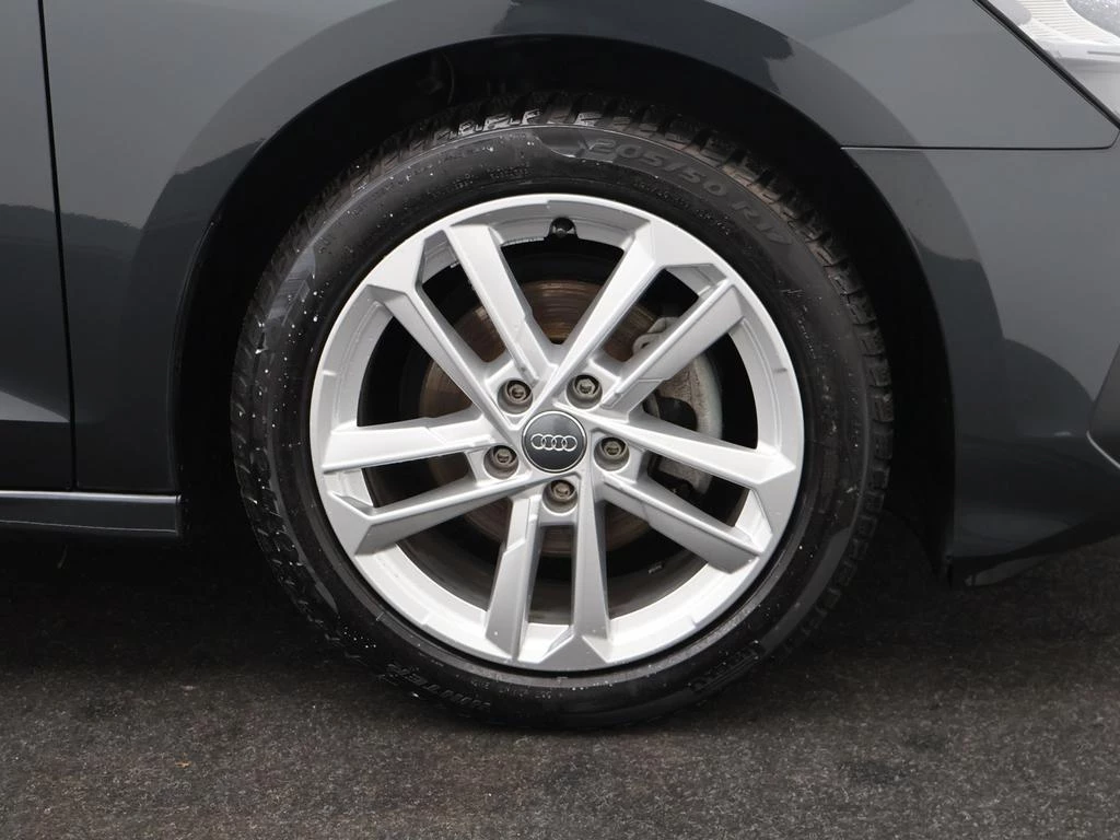Audi A3 Sportback Audi A3 Sportback Attraction 30TFSI 110PK *VIRTUAL COCKPIT*NAVI*CRUISE*PDC ACHTER*APP-CONNECT*KEYLESS GO*LANE ASSIST*...*