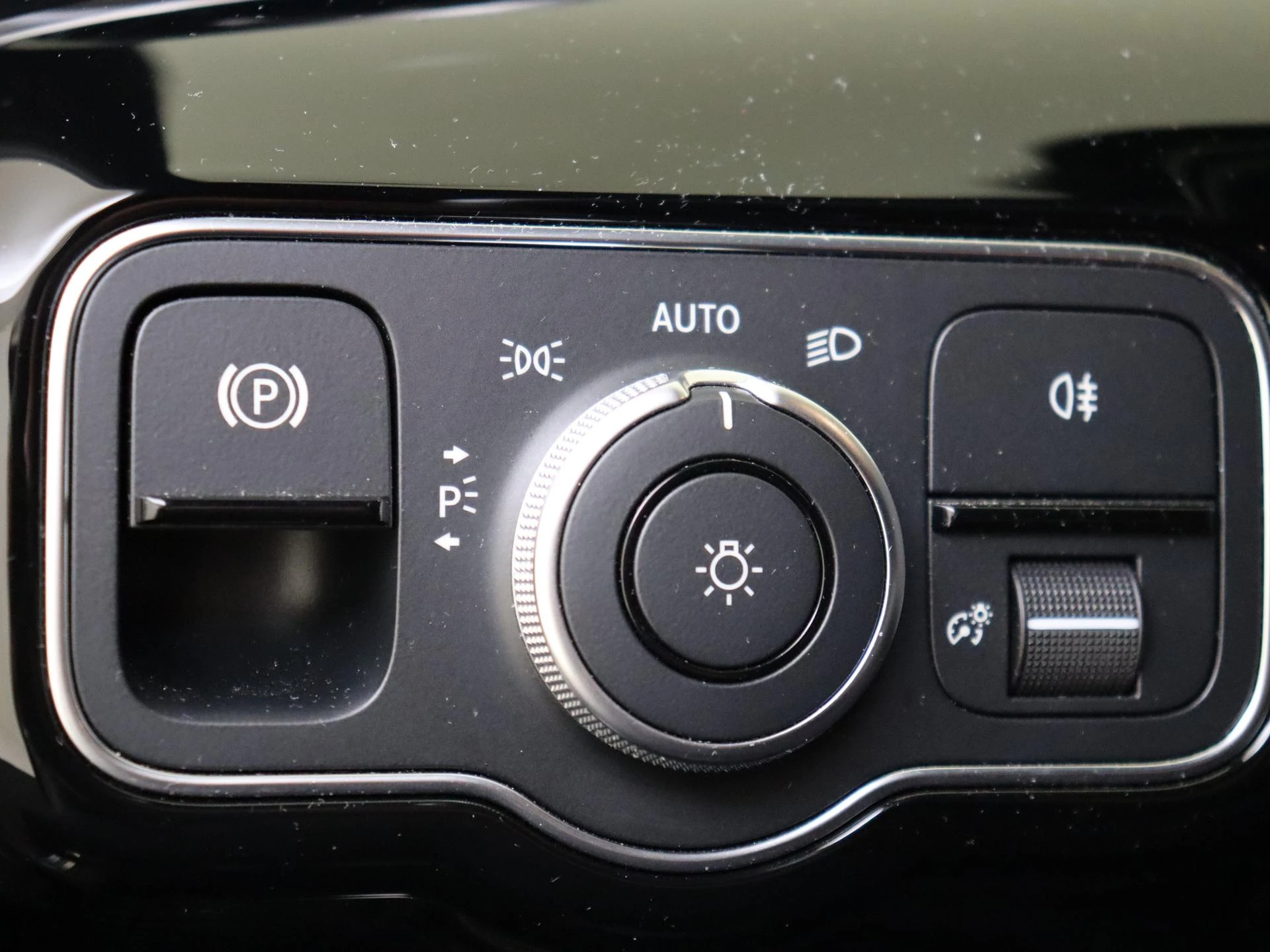 Mercedes-Benz-A-Klasse-image-23