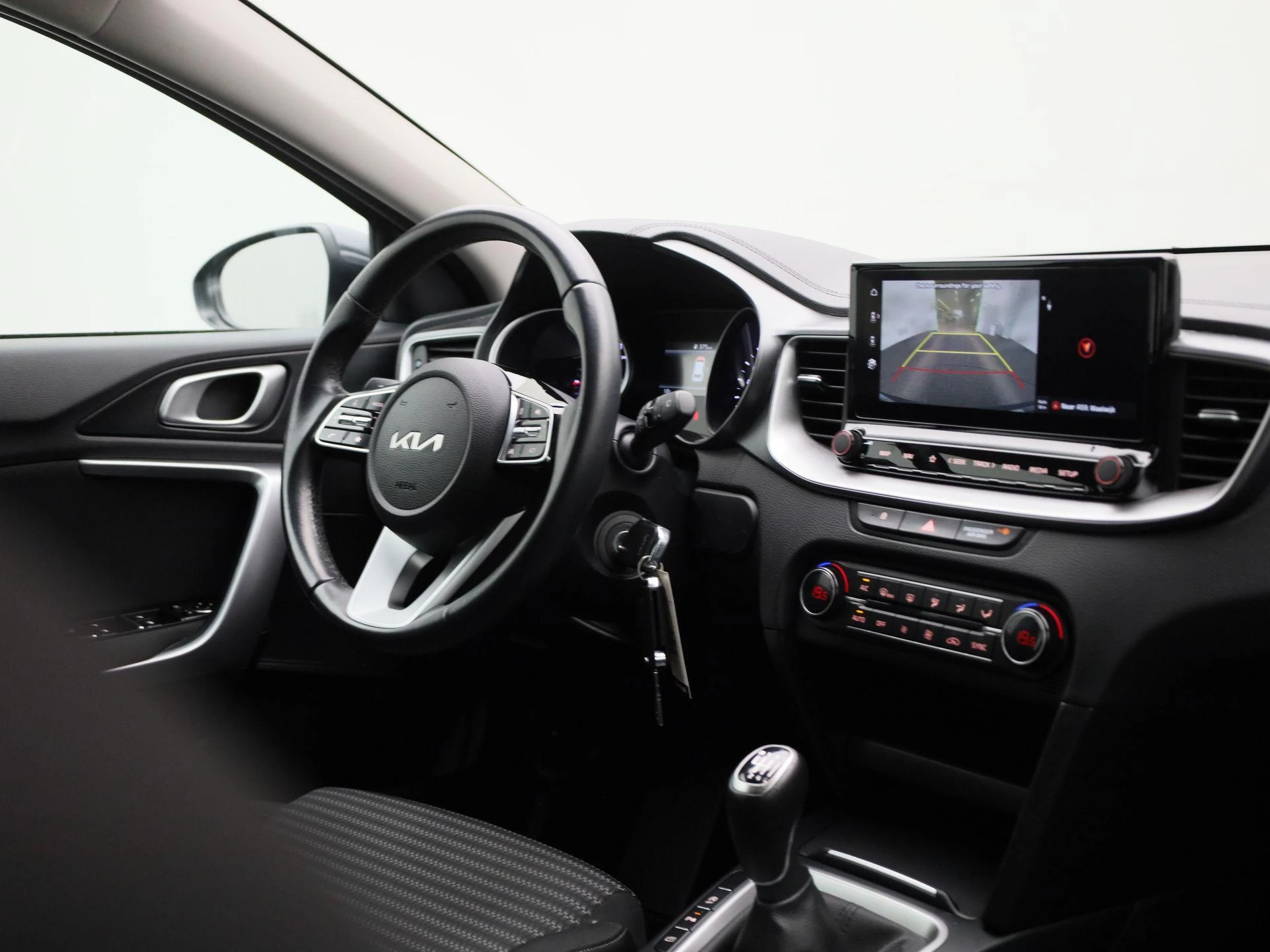 Kia-Ceed Sportswagon-image-30
