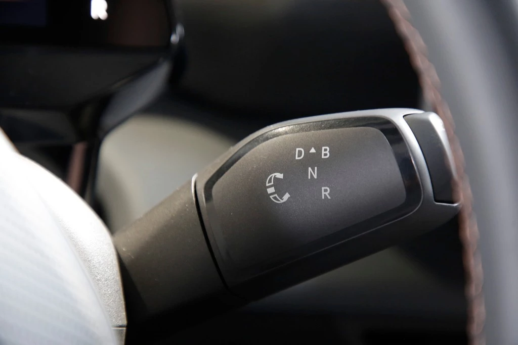 CUPRA Born VZ UPE 61.240 PilotL HUD TechM Skyline Roof