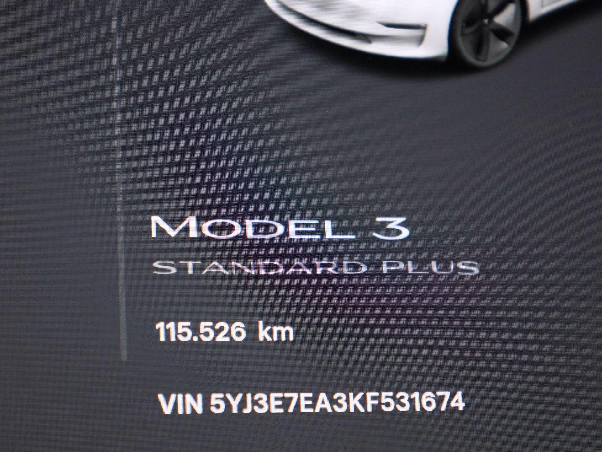 Tesla-Model 3-image-7