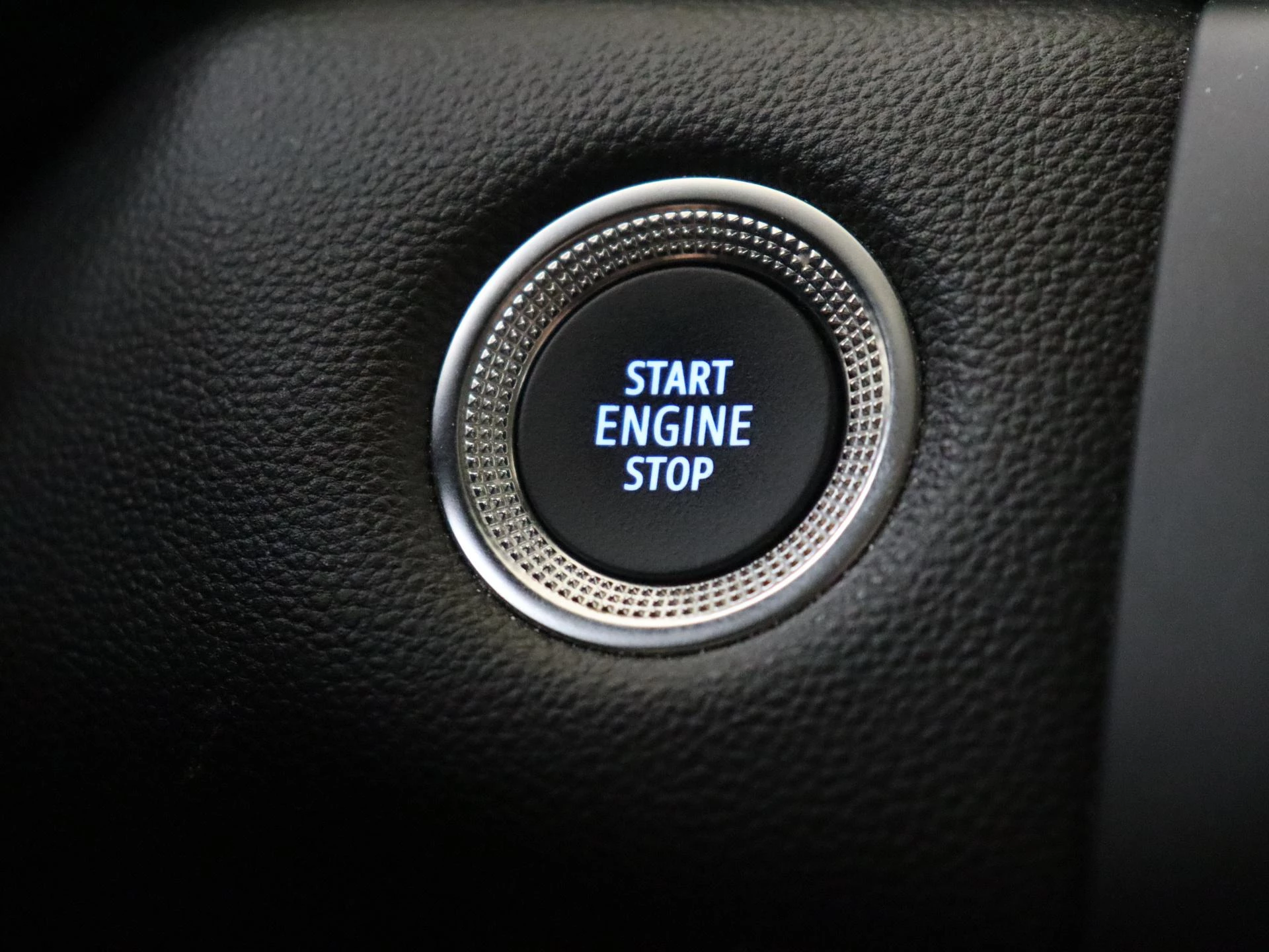 Renault-Captur-image-19