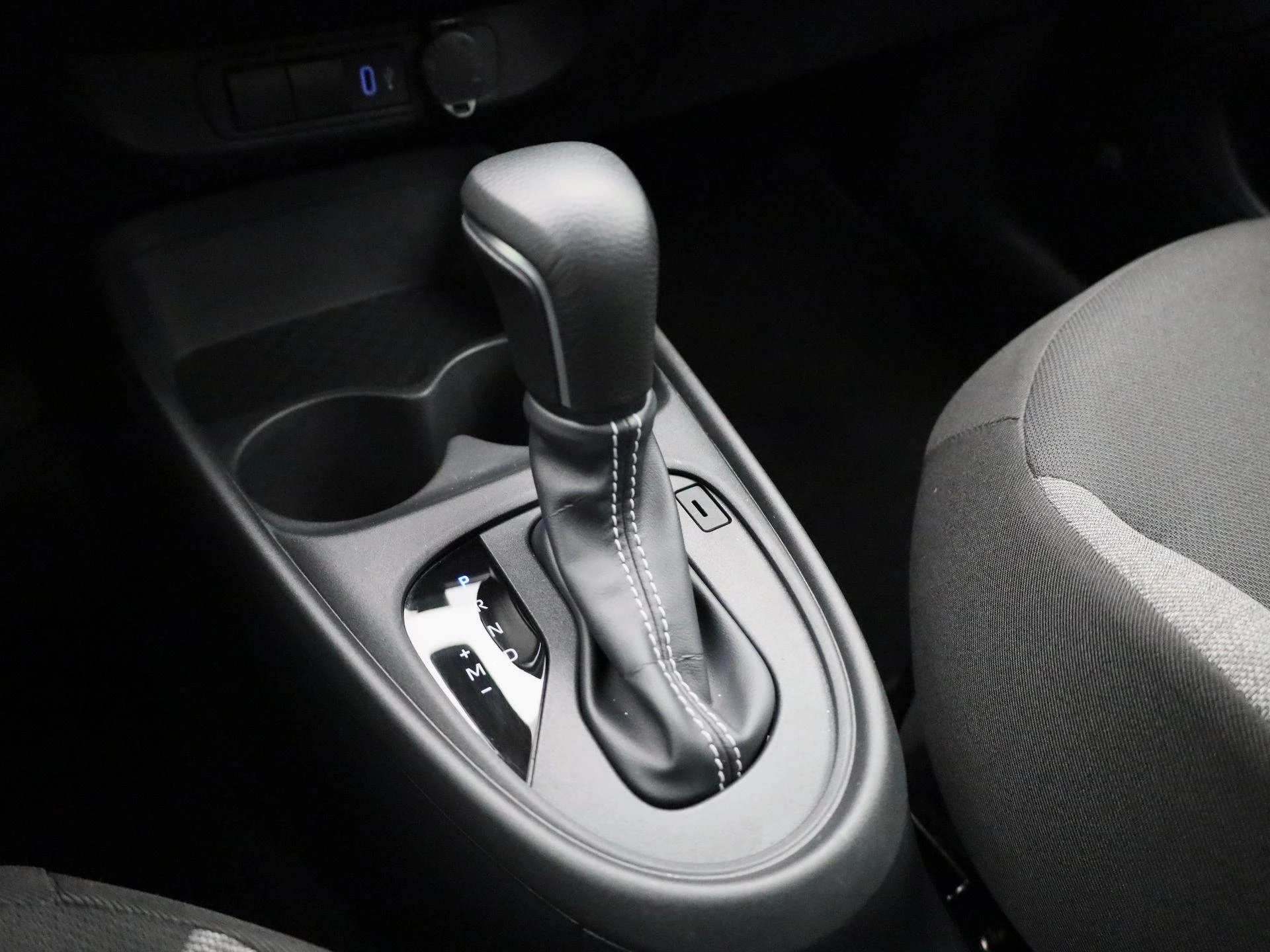 Toyota Aygo X 1.0 VVT-i S-CVT Play