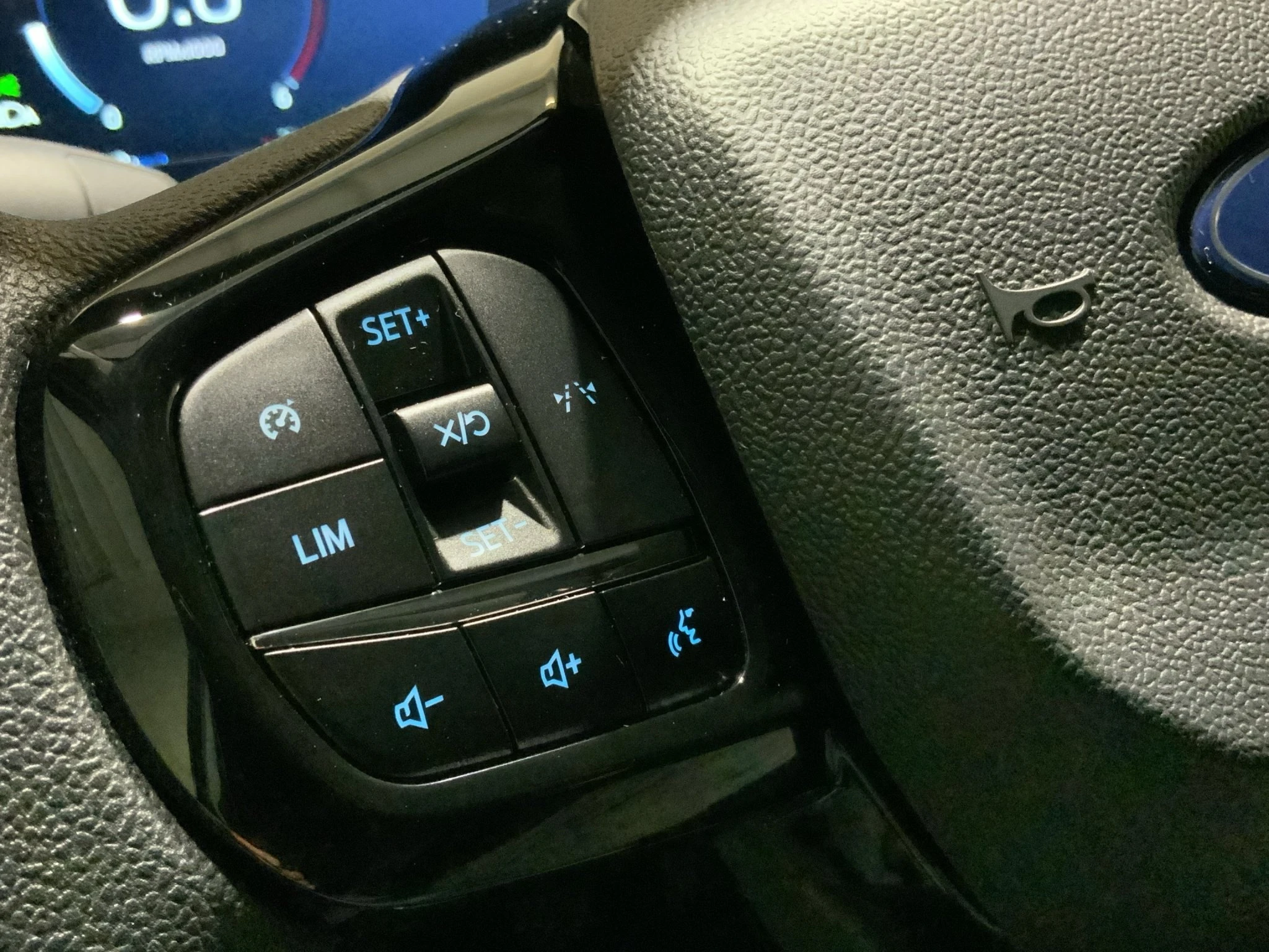 Ford-Transit Custom-image-18