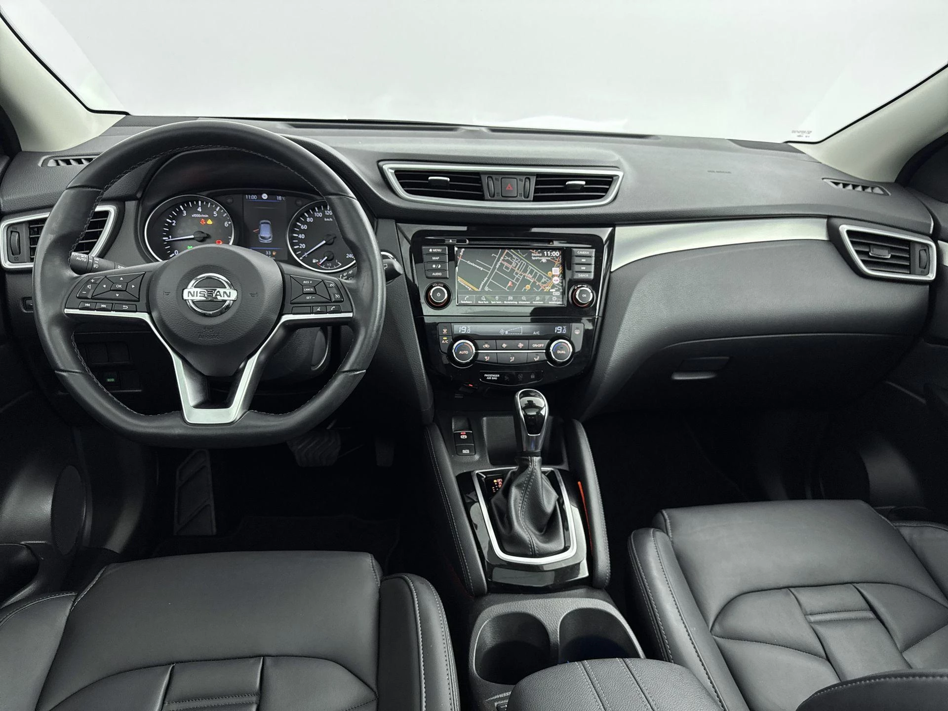 Nissan-QASHQAI-image-18