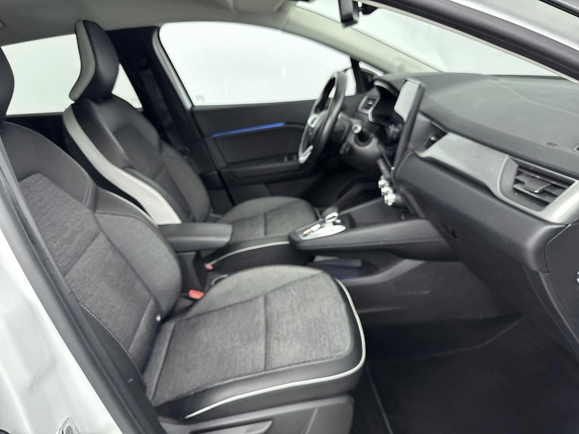 Renault-Captur-image-16