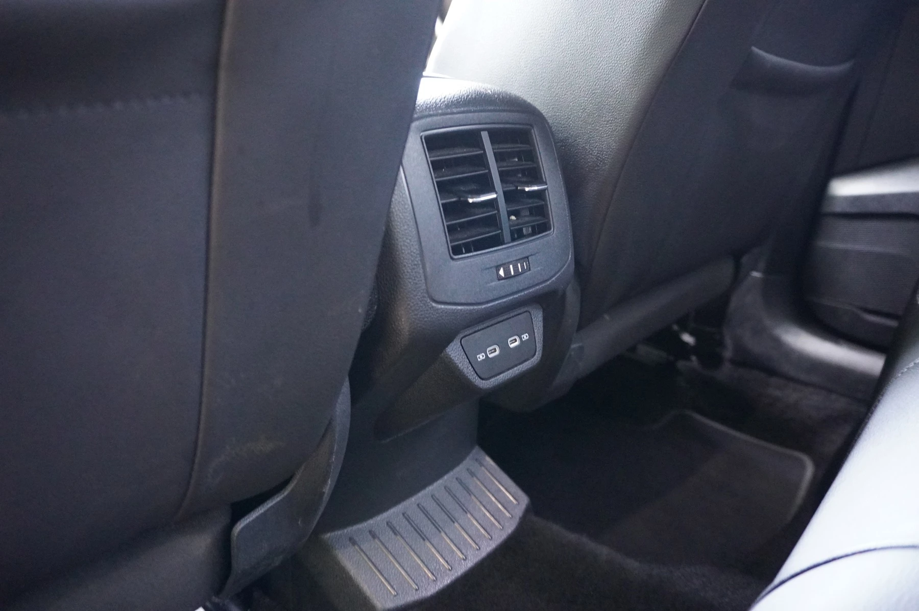 Volkswagen T-Roc 2.0 TDI EVO R-Line 5dr