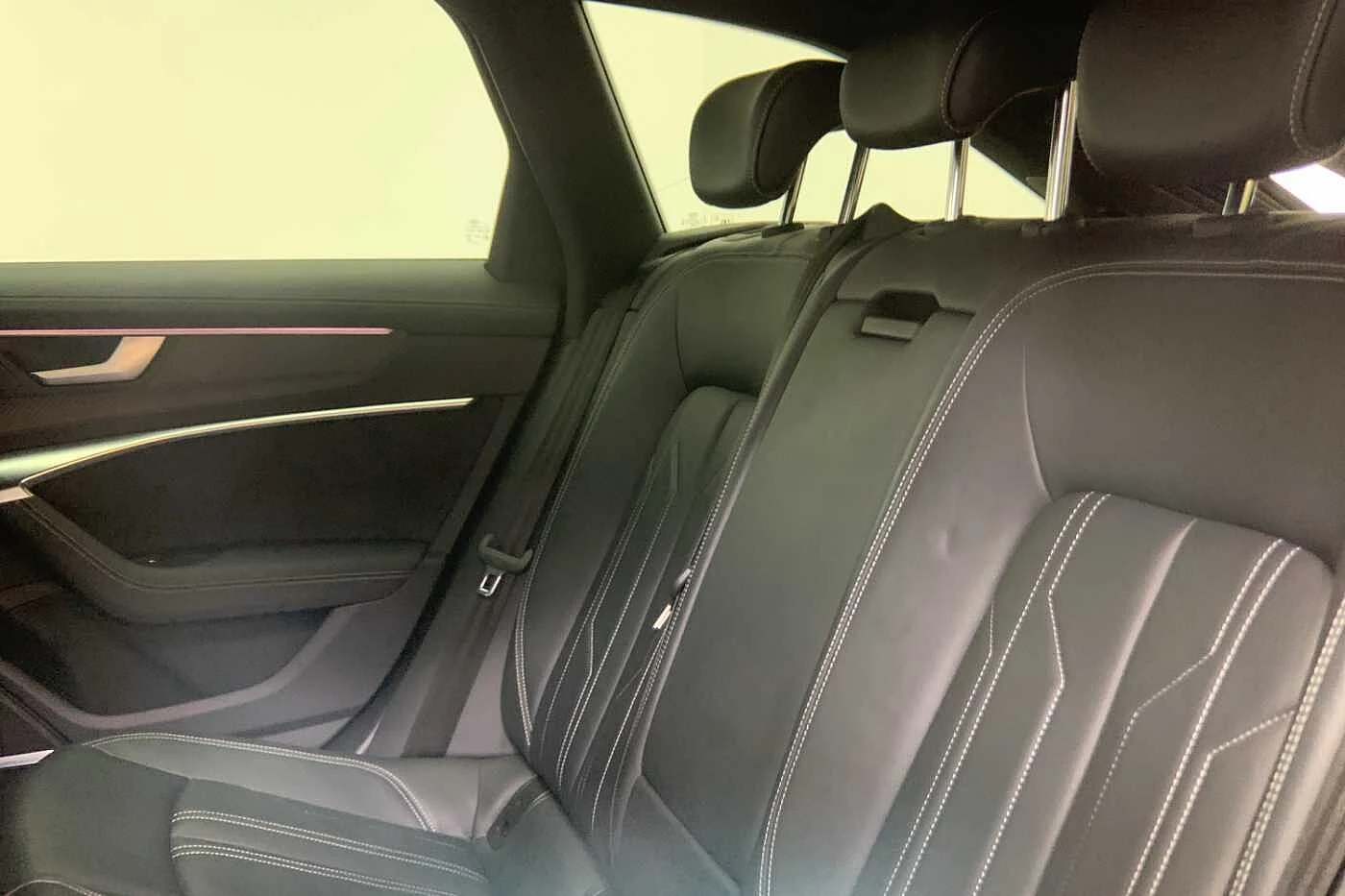 Audi-A6-image-9