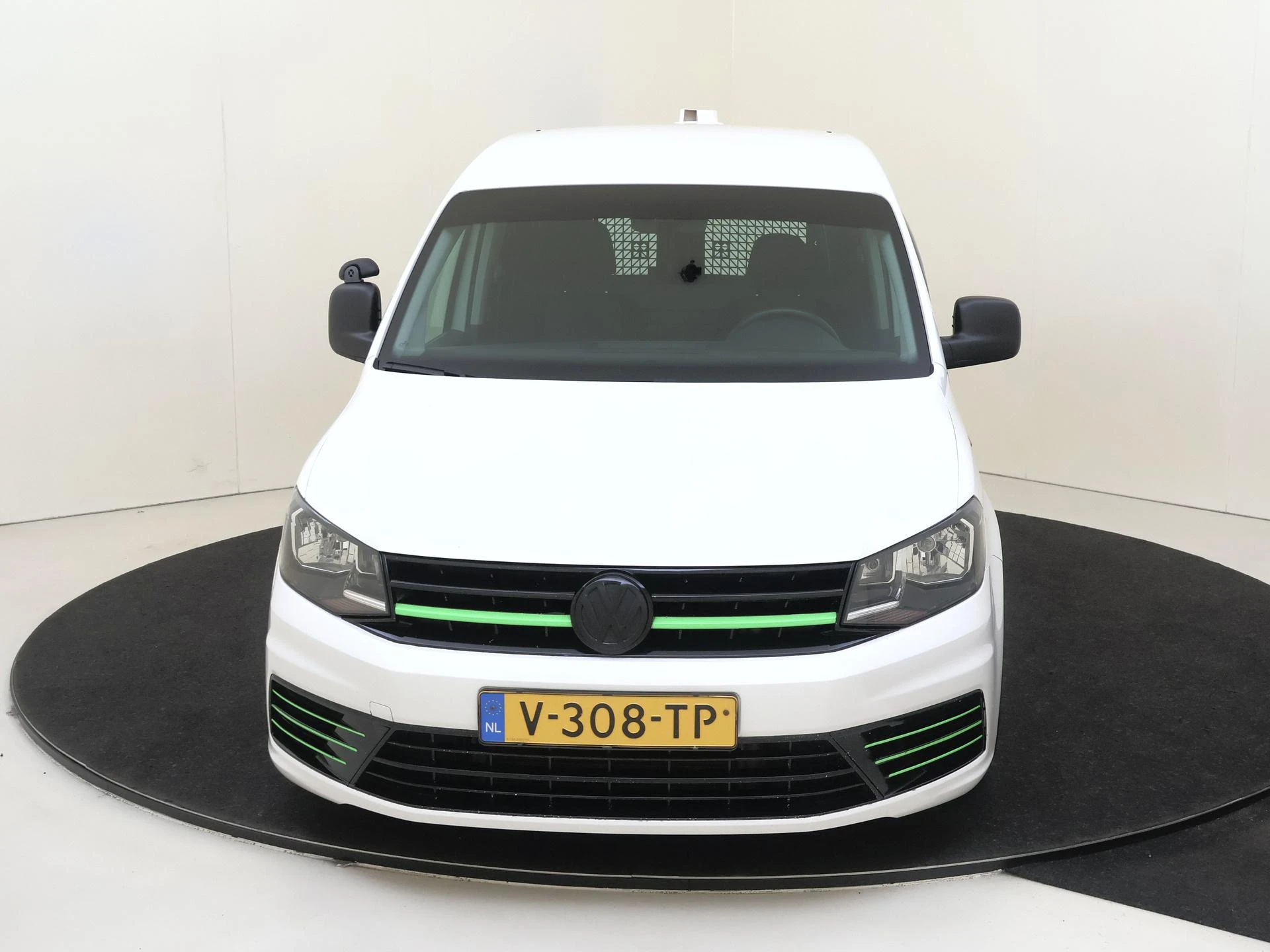 Volkswagen-Caddy-image-5