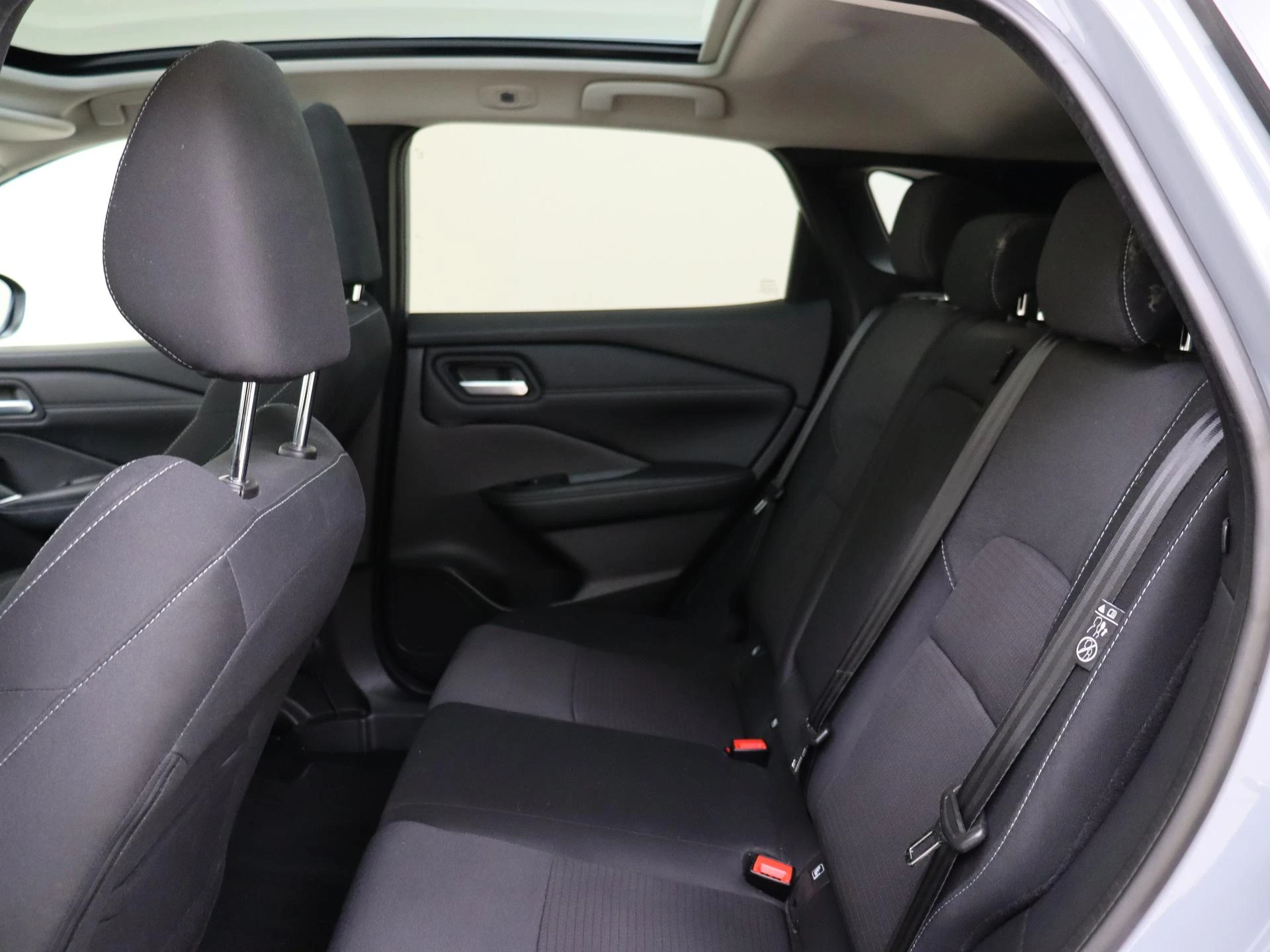 Nissan-QASHQAI-image-15