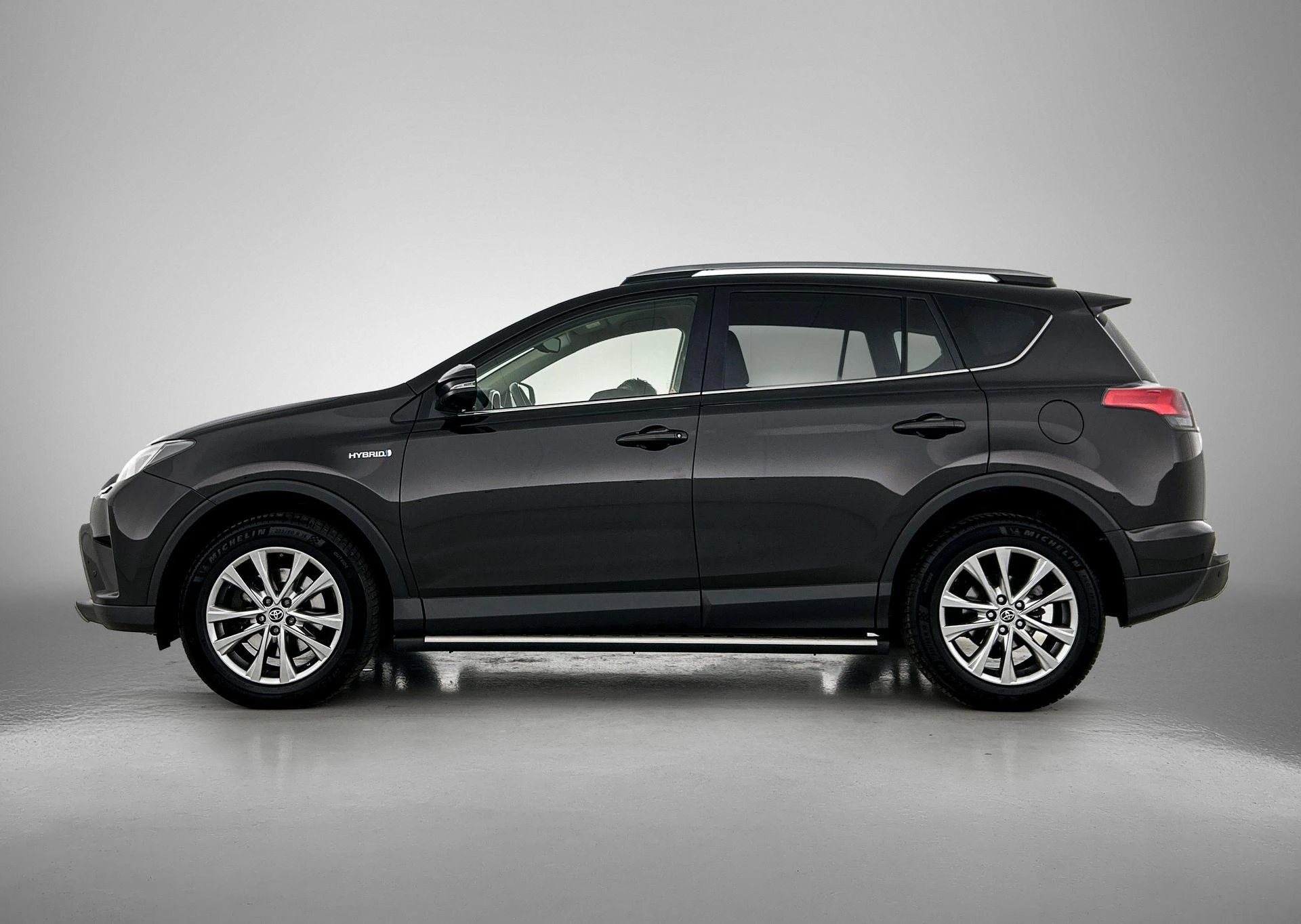 Toyota-RAV4-image-1