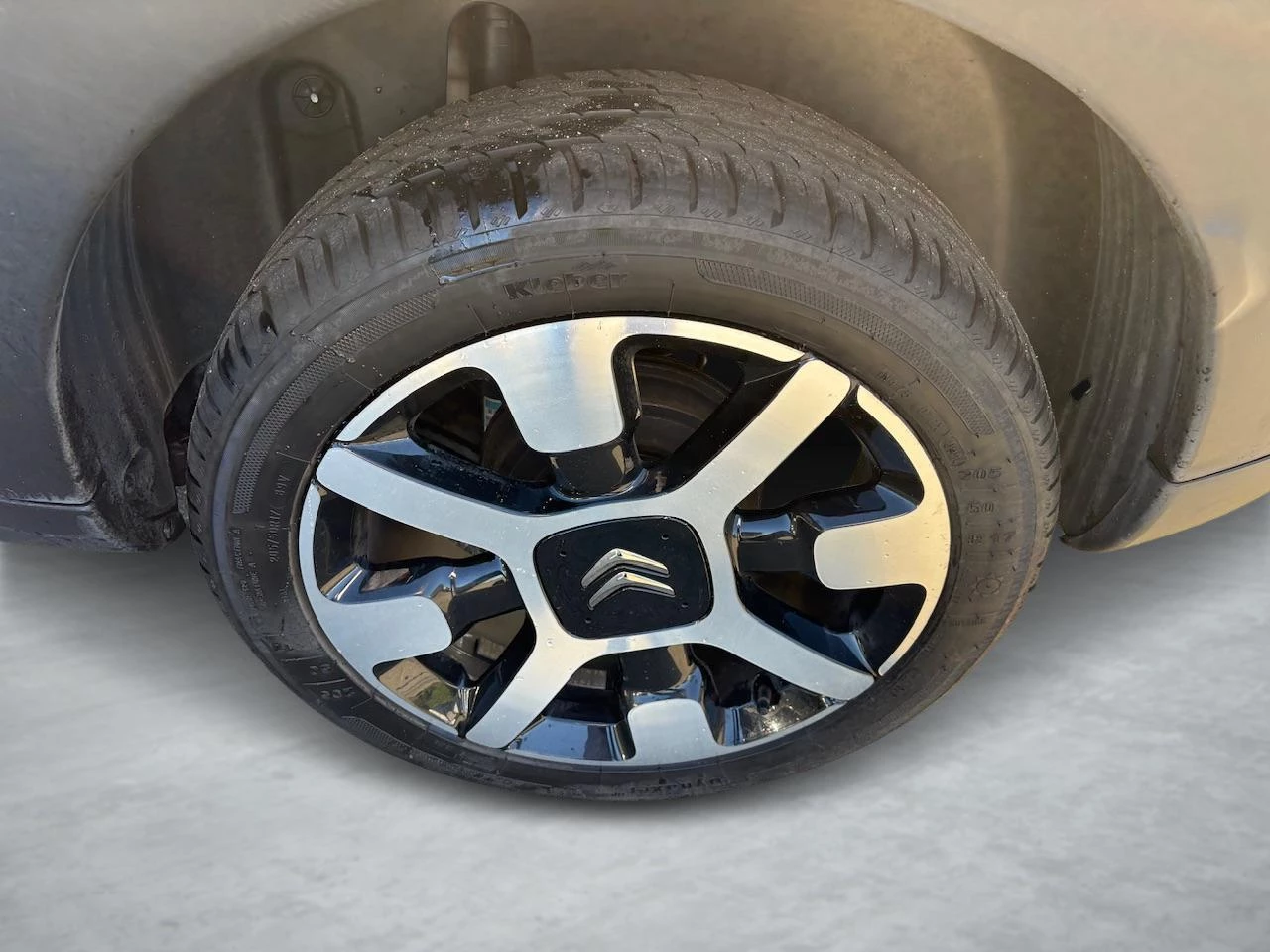 Citroën-C4 Cactus-image-8