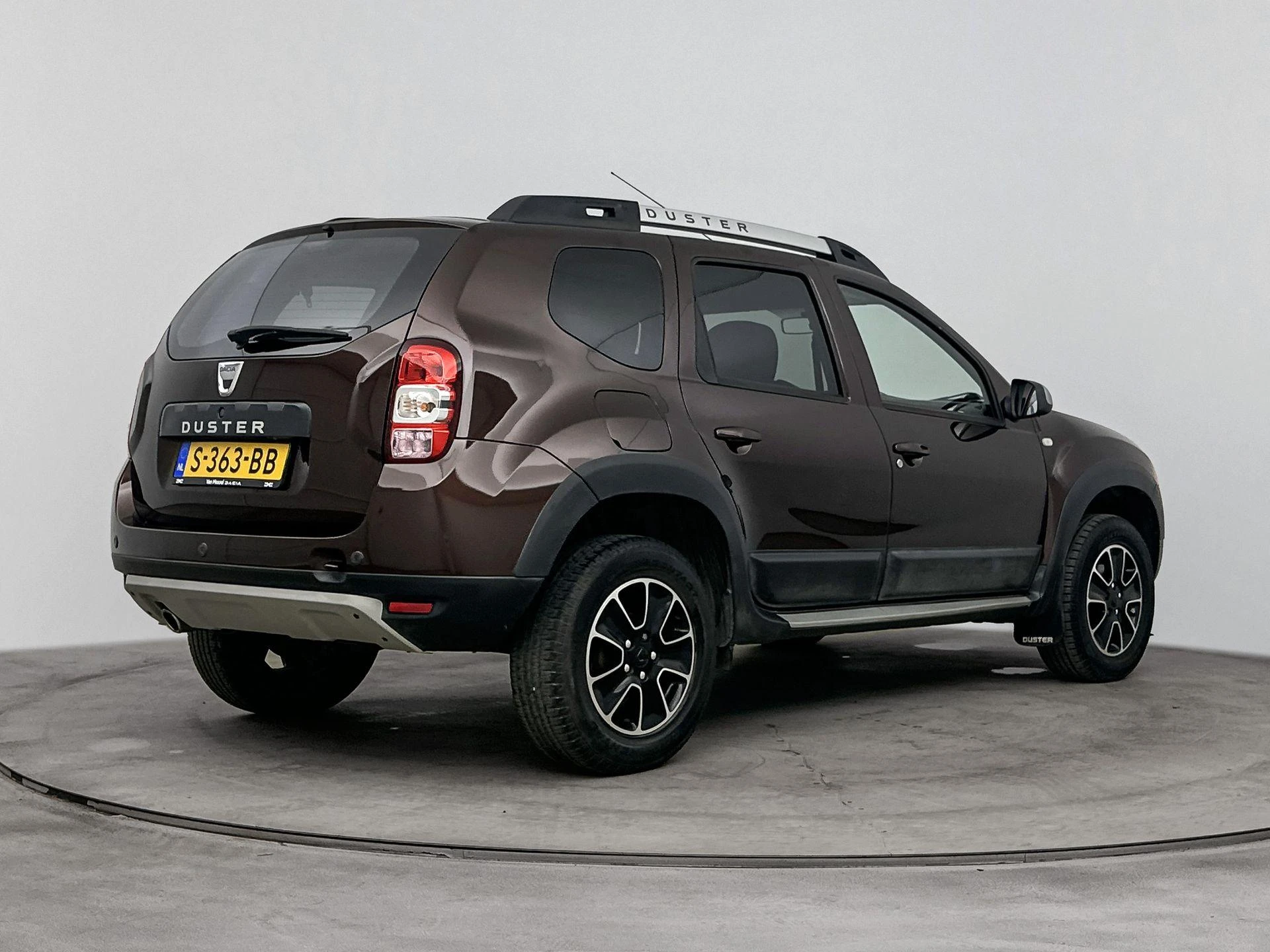 Dacia-Duster-image-3
