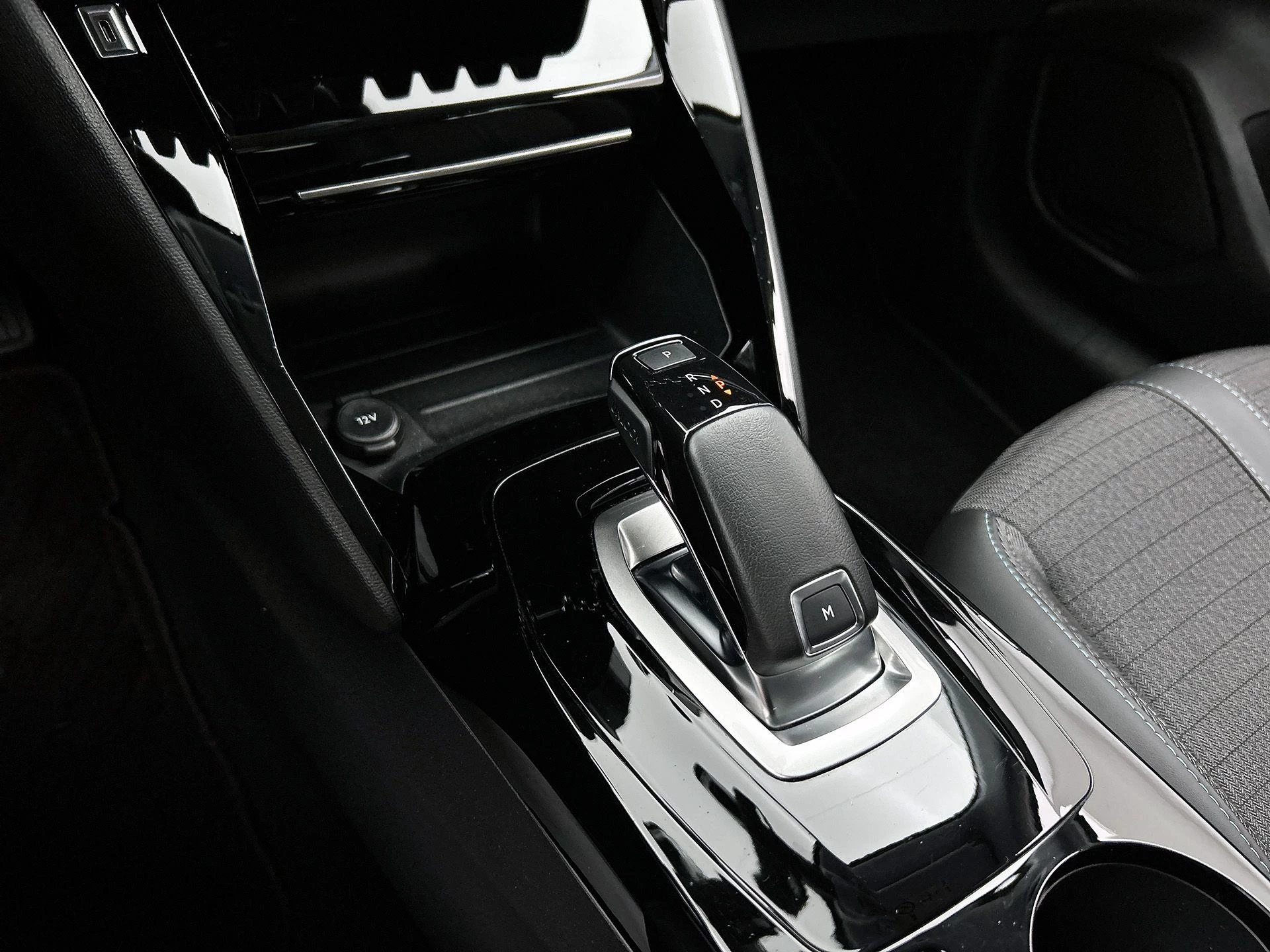 Peugeot 208 1.2 PureTech Allure Pack