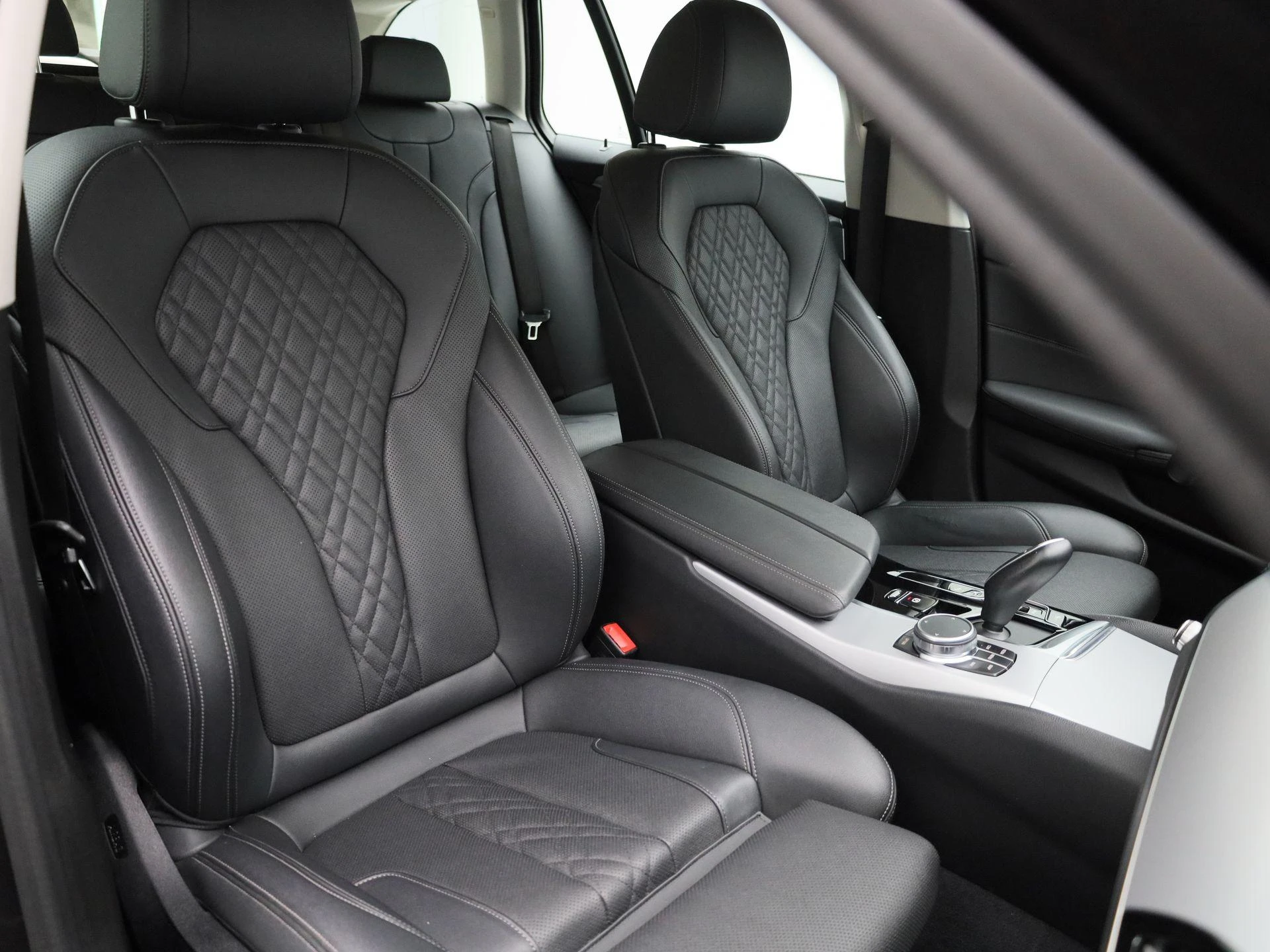 BMW-5 Serie-image-43