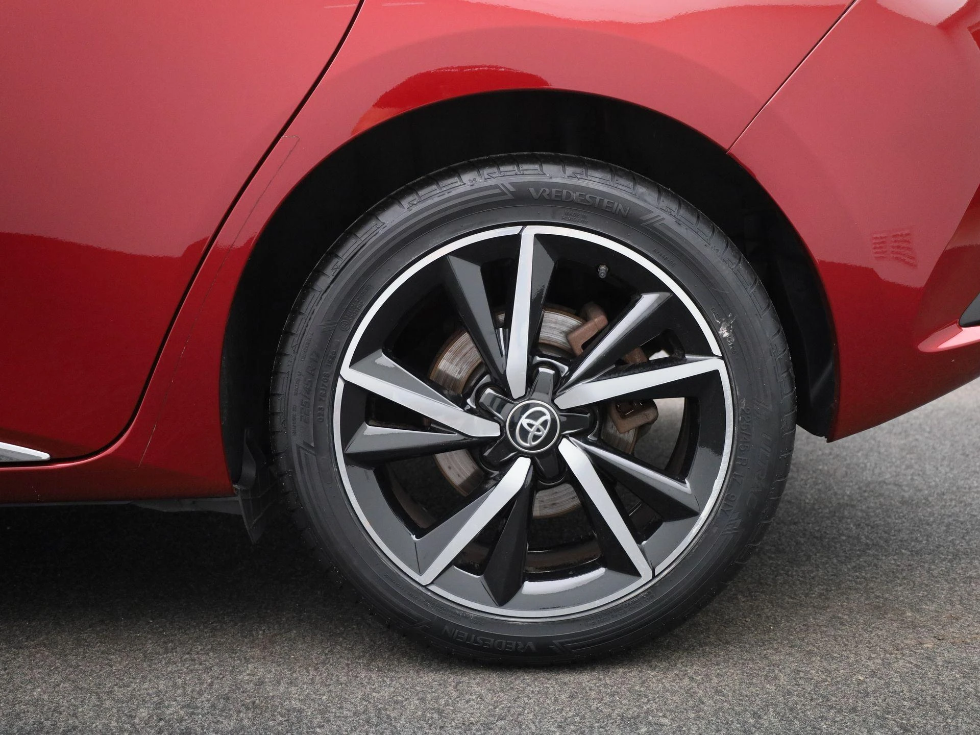 Toyota-Auris-image-12