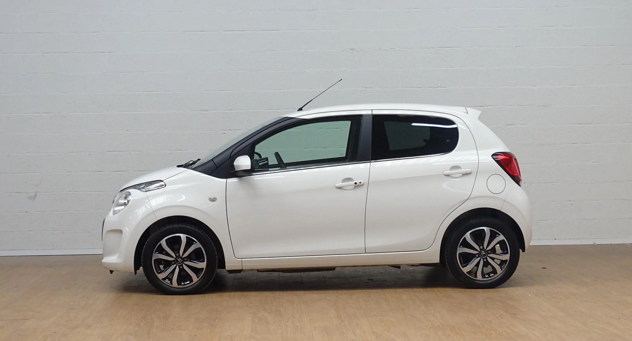 Citroën C1 1.0 VTi S&S MAN Shine