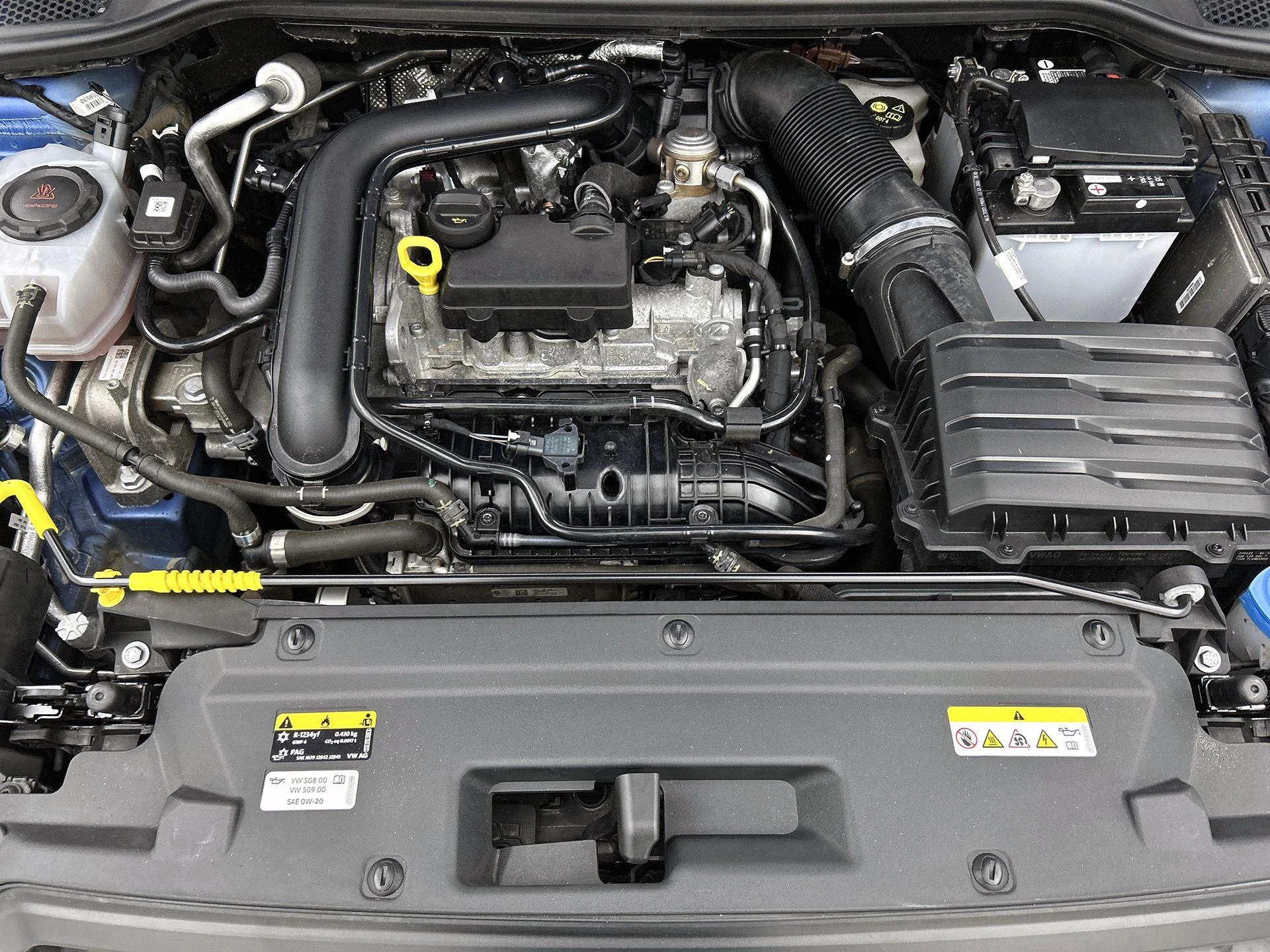 SEAT-Arona-image-13