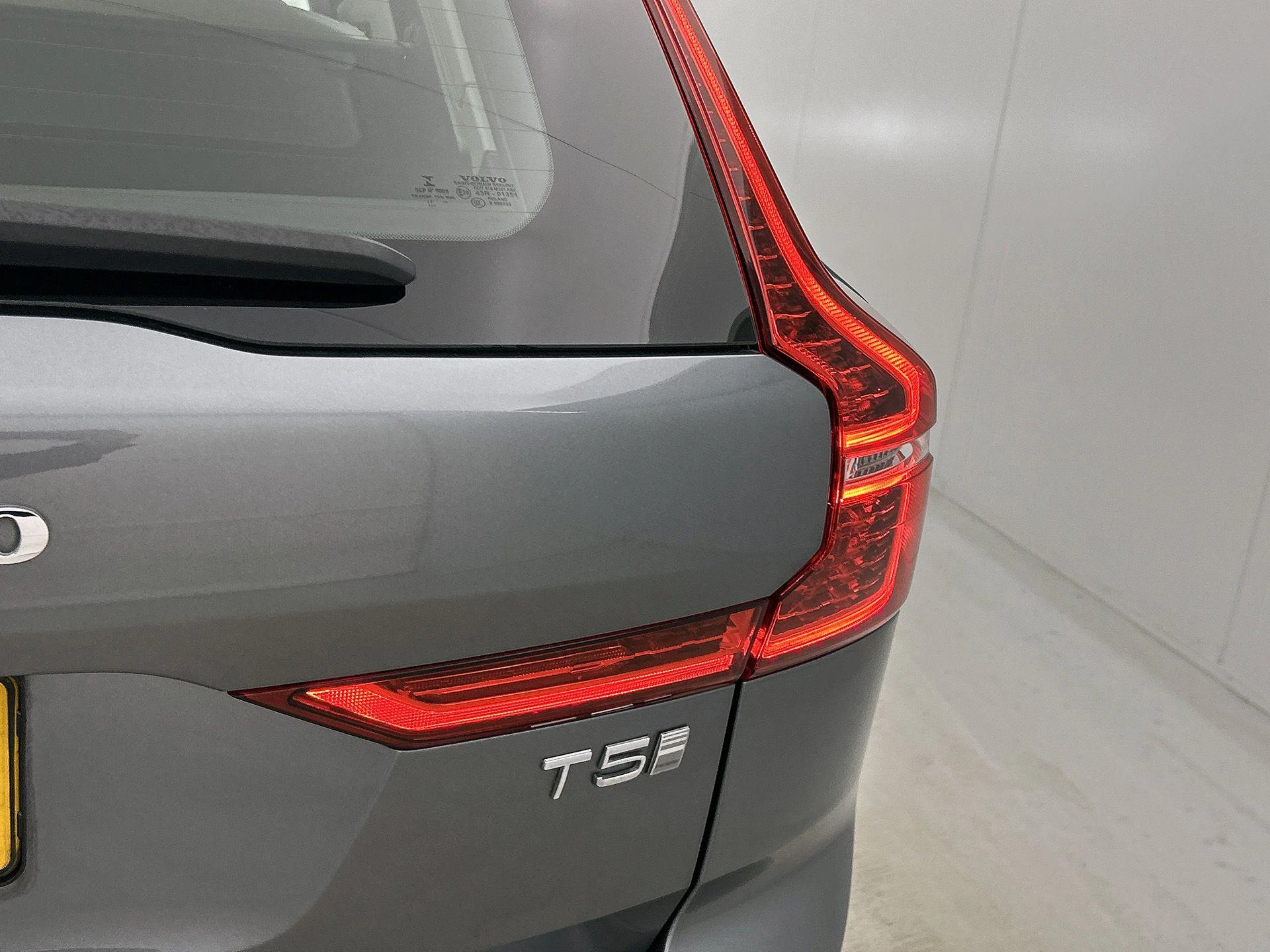 Volvo-XC60-image-21