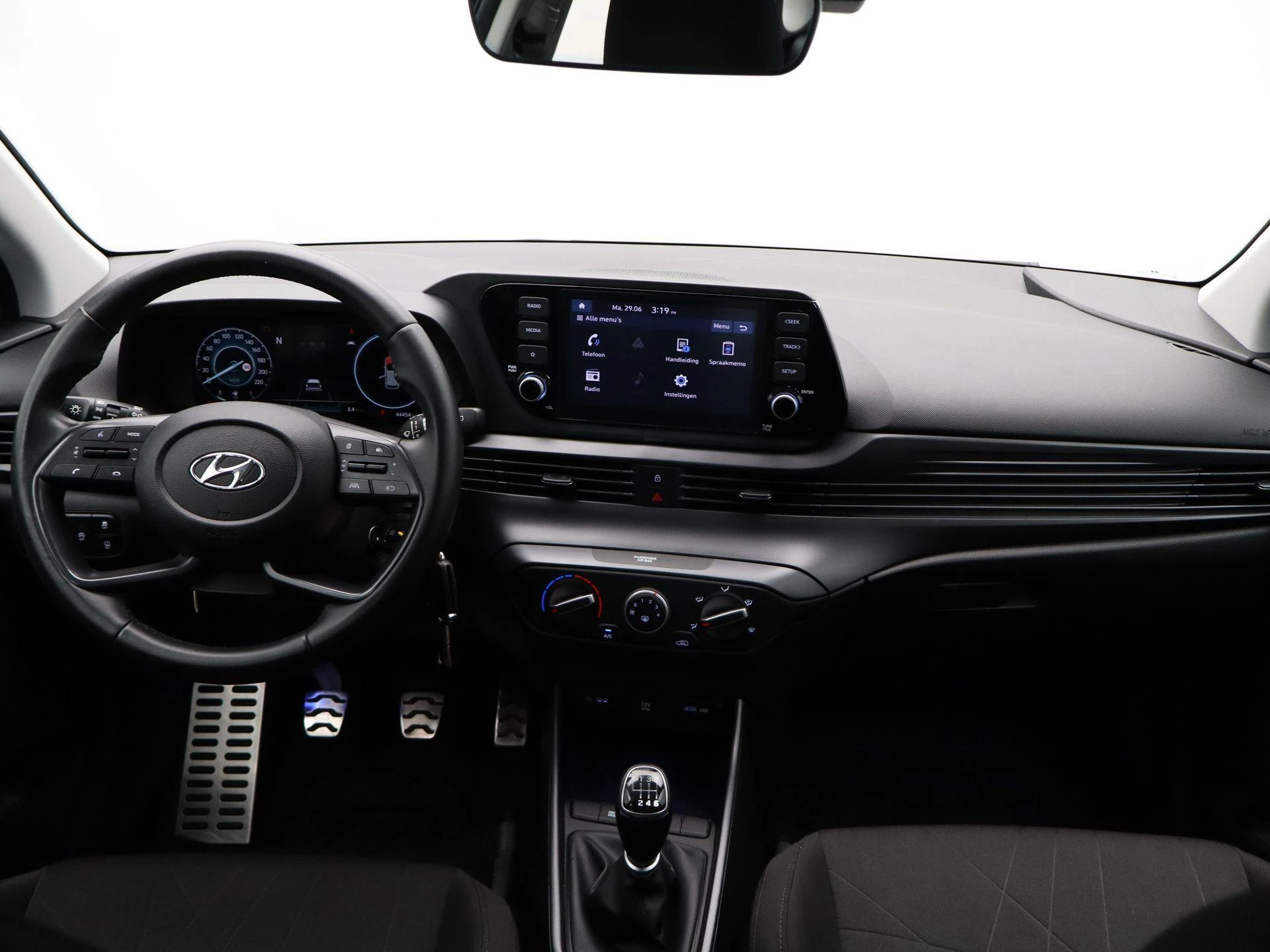 Hyundai-Bayon-image-29